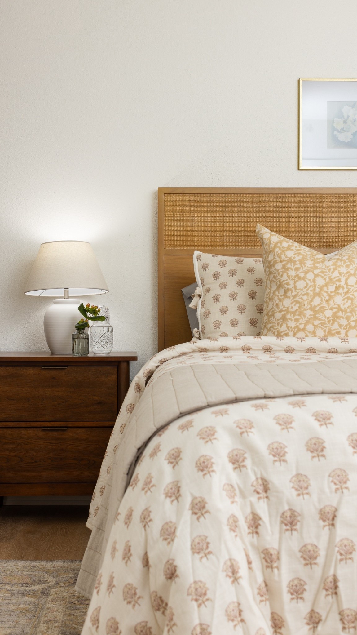 I love literally everything from @Target ! We use the threshold bedding for our homes and our airbnbs! We also use the Casaluna bath towels because they are super soft! 

Home decor, target bedding, threshold, Airbnb host, target deals, target finds, target home decor, smiles and pearls

#LTKdayinmylife #LTKMidsize #LTKHome