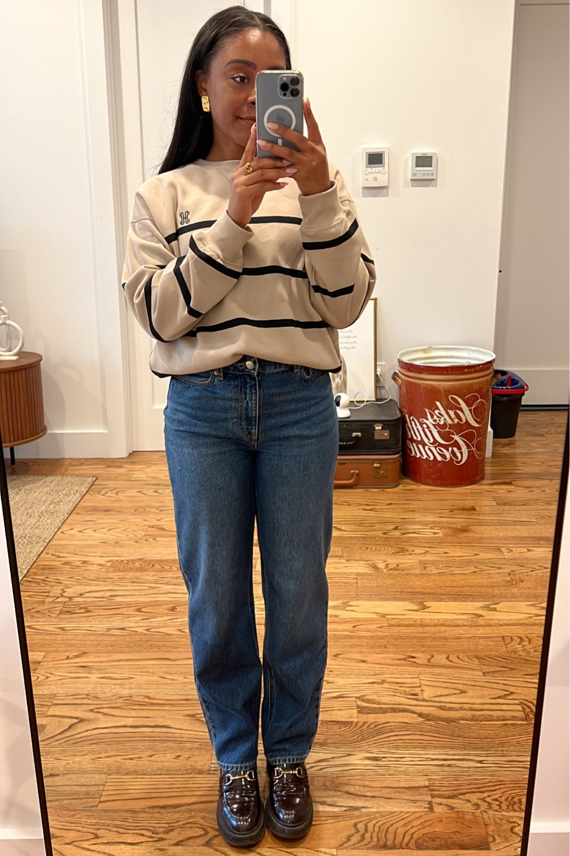 Fall work outfit for a rainy day🤎 



#LTKstyletip #LTKSeasonal #LTKfindsunder100