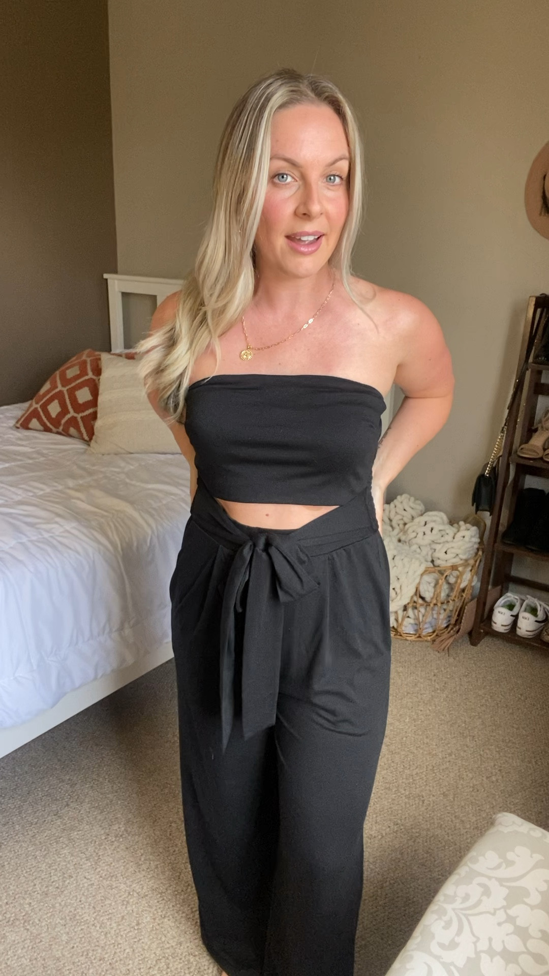 Women's Summer Casual Sleeveless Off Shoulder Strapless Cutout Tie Waist Wide Leg Jumpsuit Romper

Size small, plenty of space
Very flowy and comfy!

#LTKstyletip