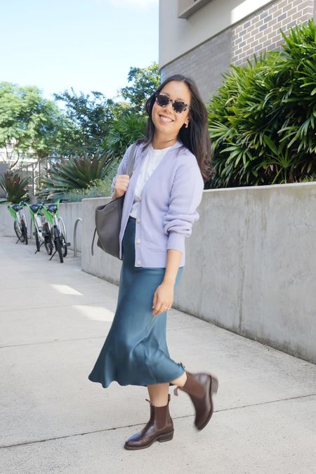Size XS in the cardigan, size S in the skirt (new season colour linked), I’ve also written a comprehensive review of my RM Williams boots on whatveewore.com 

#LTKSeasonal #LTKstyletip