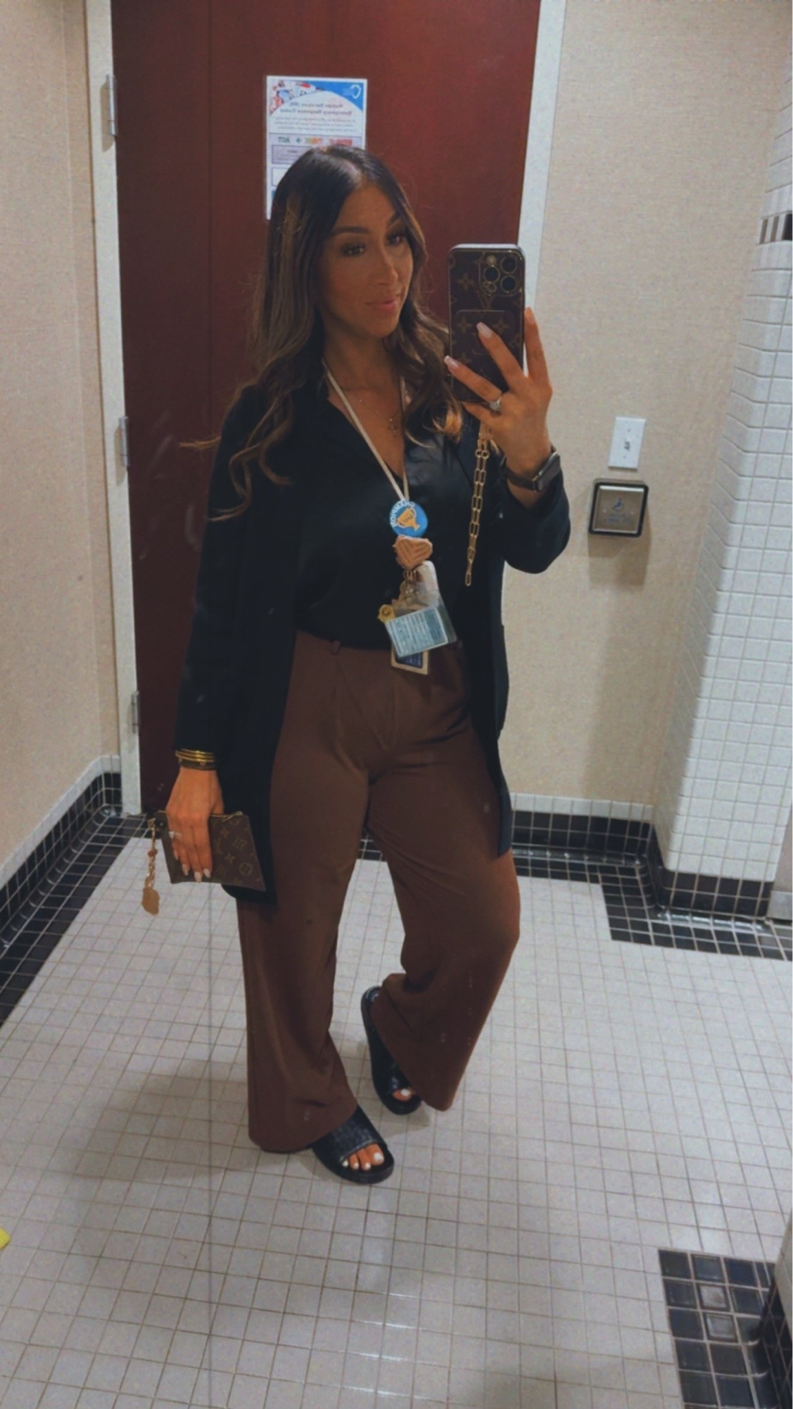 Mondays are for meetings #workfashion  #corporategirl #workootd #officefashion #midsizefashion #businesscasual