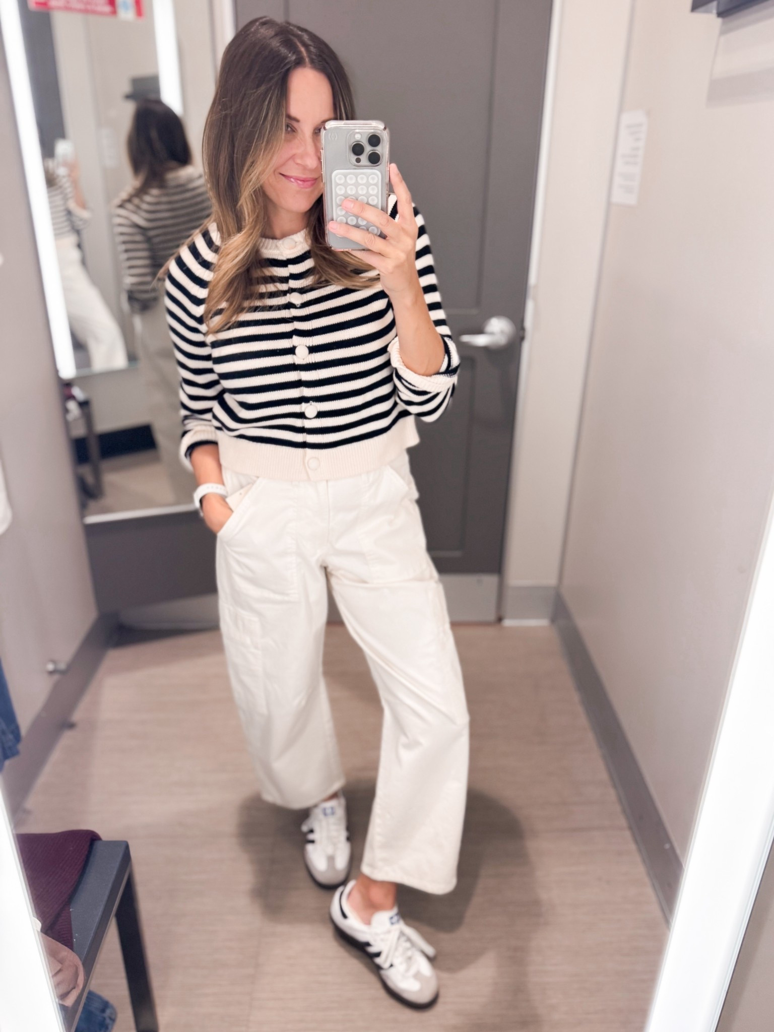 Top - XS
Pants - 2



#LTKSeasonal #LTKStyleTip #LTKFindsUnder50