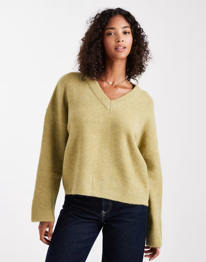 ASOS DESIGN knit boxy v-neck sweater in pistachio green | ASOS (Global)