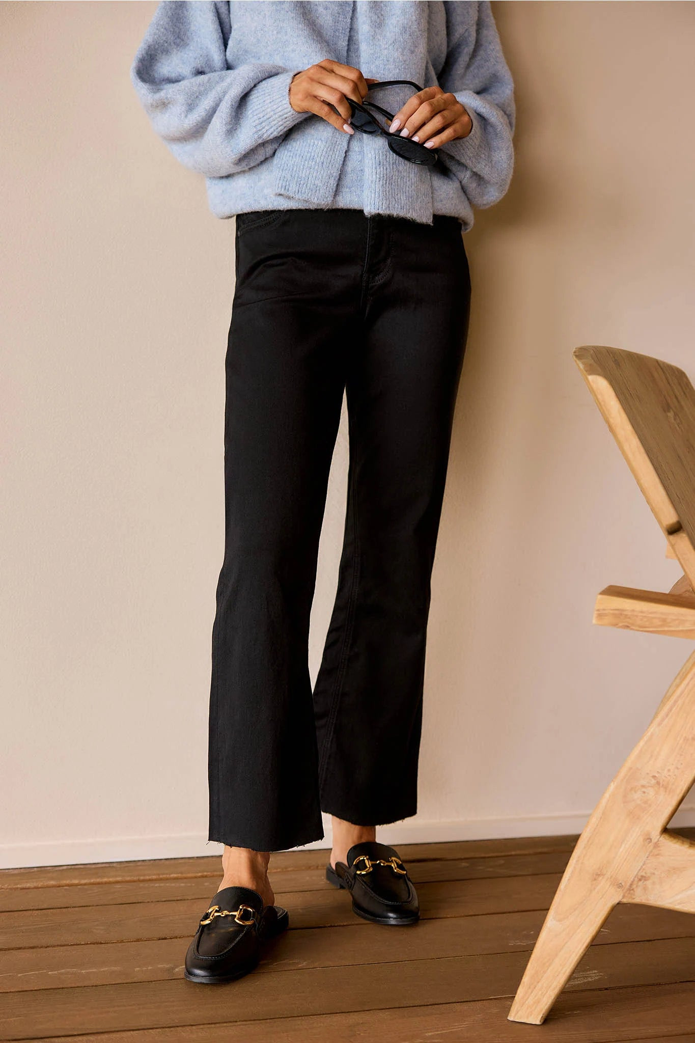 Kelsey Jeans- Black by KUT from the Kloth | Avara