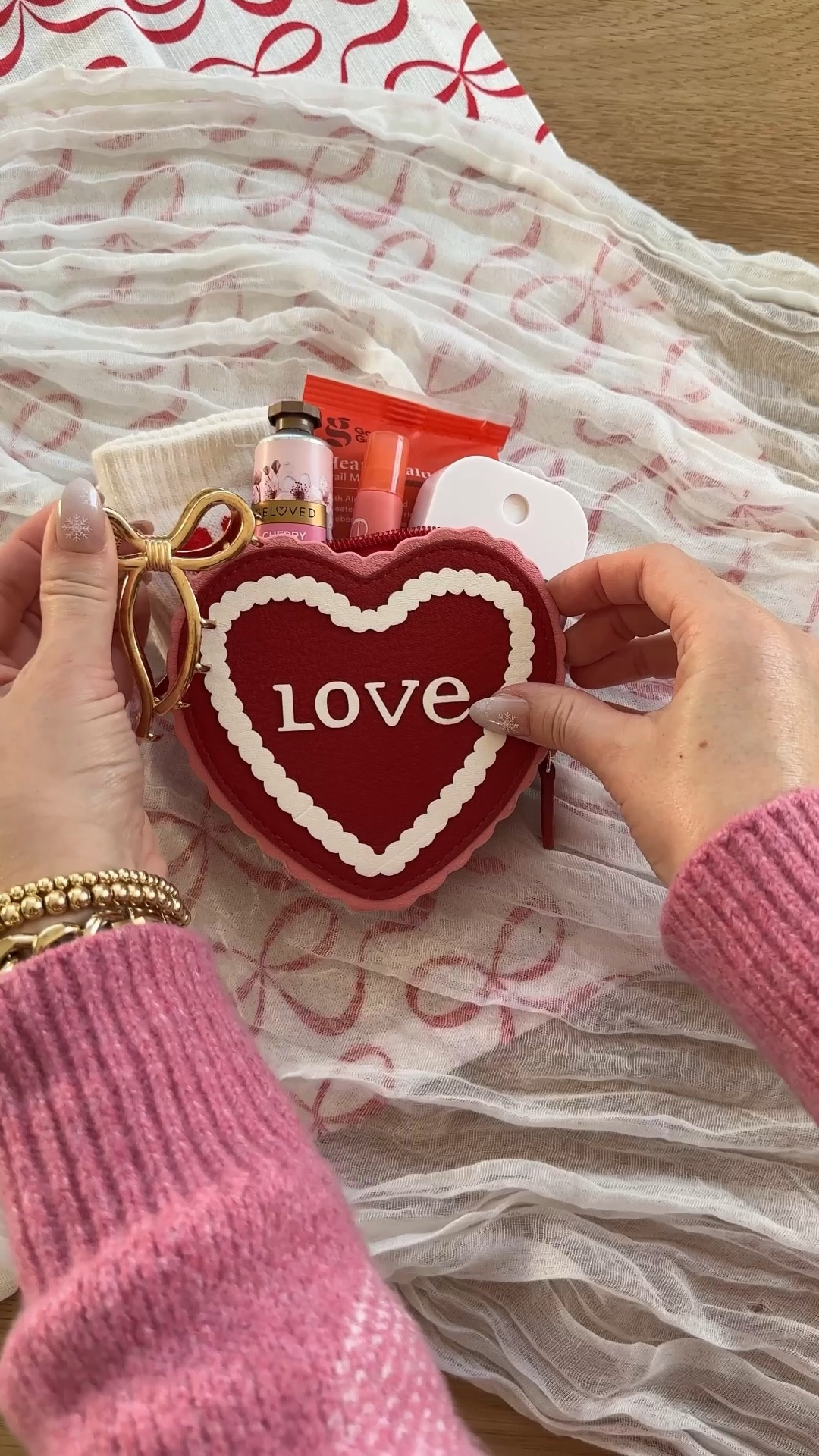 Teach gift idea for Valentine’s 💌 💕

#LTKSeasonal #LTKGiftGuide #LTKWatchNow