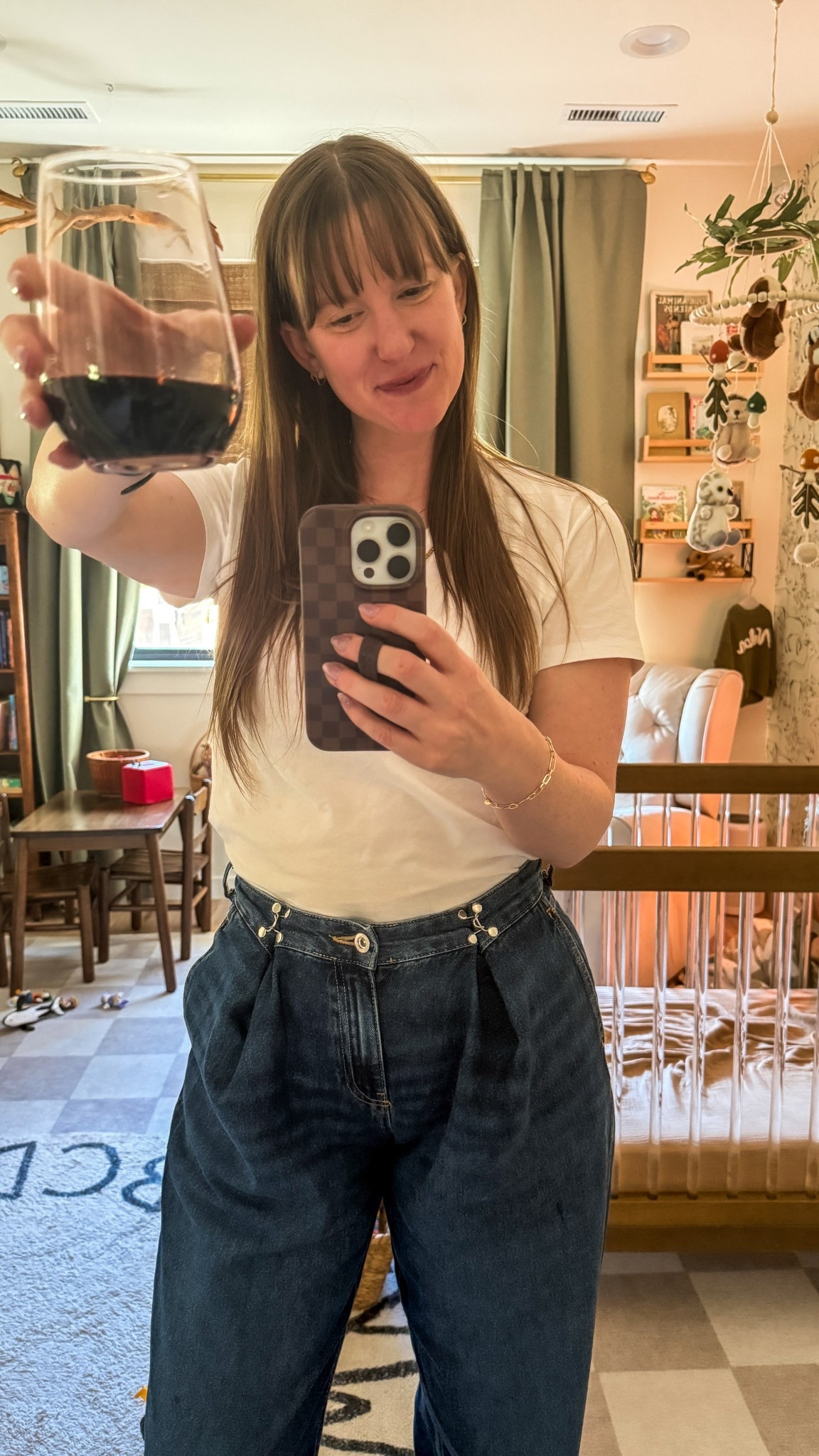 All I can say is BUY THE JEANS bc they are 90s nostalgia with a modern vibes PERFECTION! Happy Friday! 

#LTKHome #LTKmomlife #LTKootd