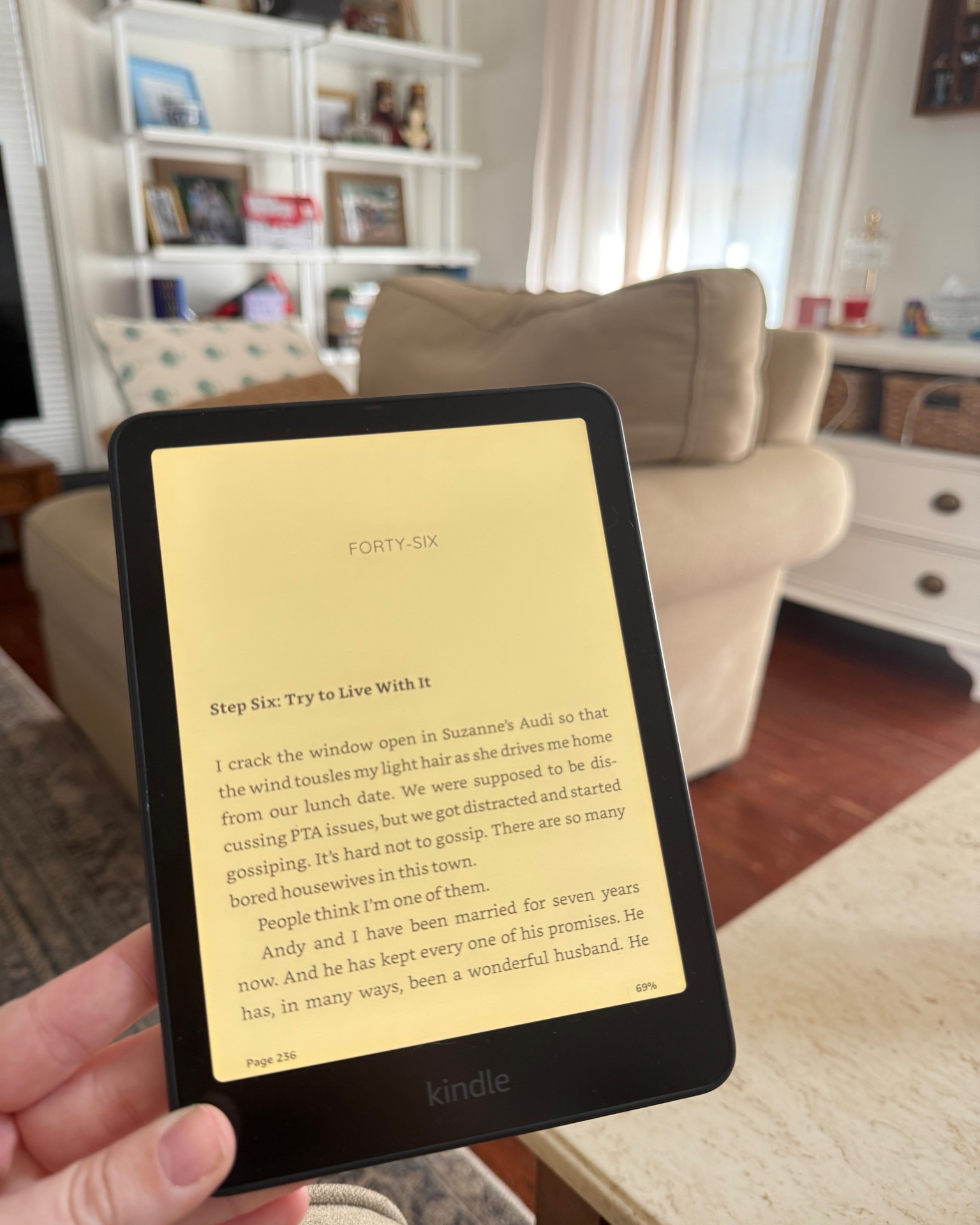 Best Mother’s Day gift to myself? My Kindle. It fits in my purse, goes everywhere with me, and I’ve doubled the amount I read. I don’t know if that’s a coincidence or pure magic, but I love it.
Currently reading The Housemaid.

#LTKmomlife #LTKdayinmylife #LTKTravel