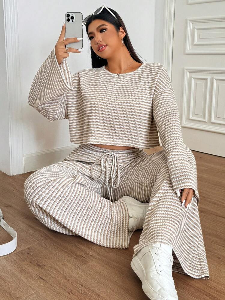 CovetEZ Plus Size Women's Striped Round Neck Long Sleeve T-Shirt And Wide Leg Loose Casual 2 Pieces Set, Early Autumn,Fall Clothes For Women Casual Two Pieces Set Two Pieces Lounge Set | SHEIN