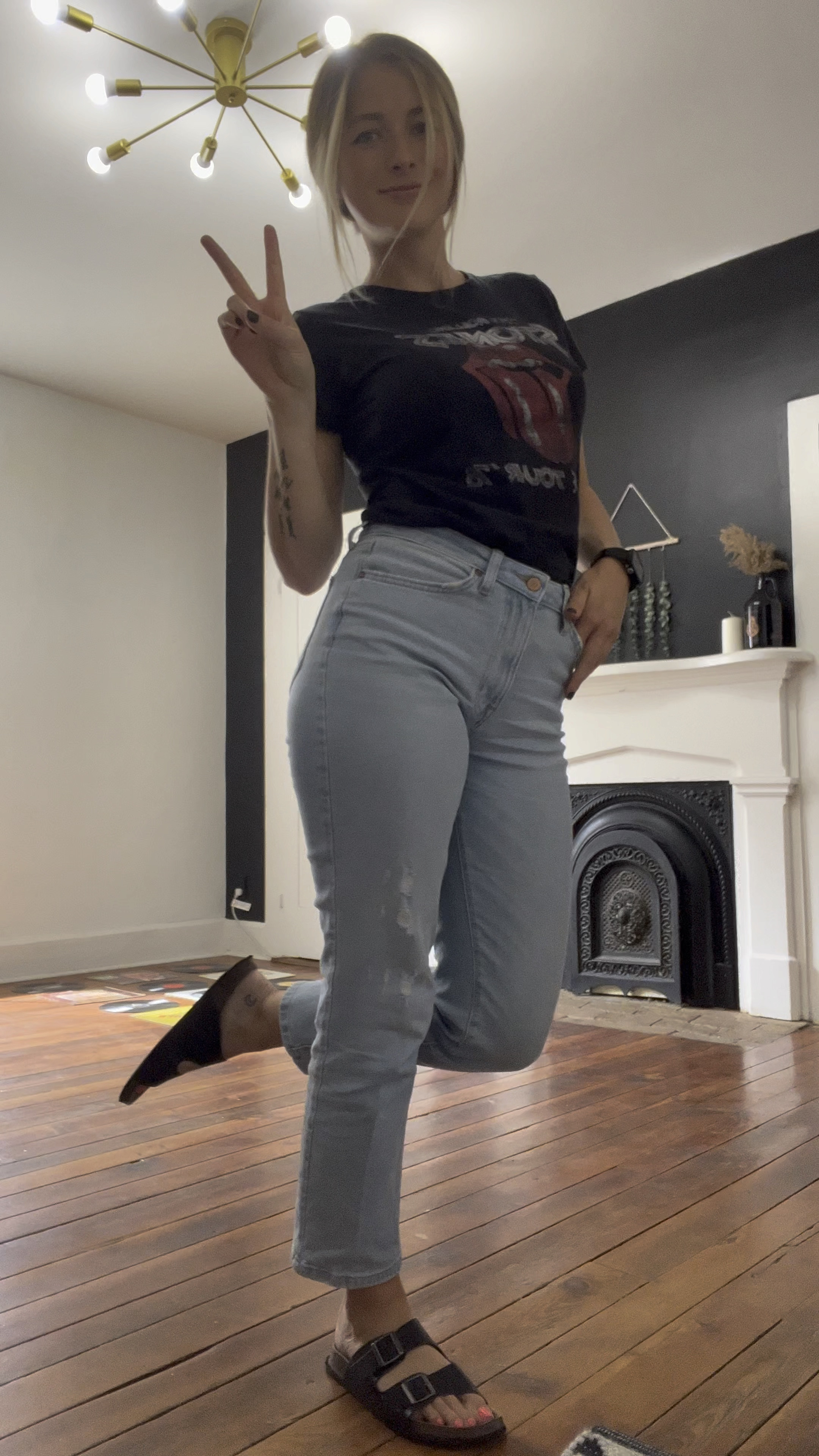 Fit Check ✔️ 
Casual everyday looks that are cute comfy & adorable.
Wearing a small in everything 
5”7 130lbs 

#LTKworkwear #LTKfindsunder100 #LTKfindsunder50
