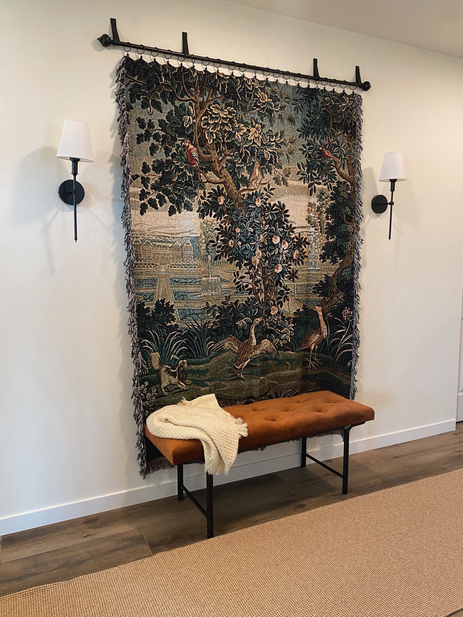 Entryway decor

#LTKHome