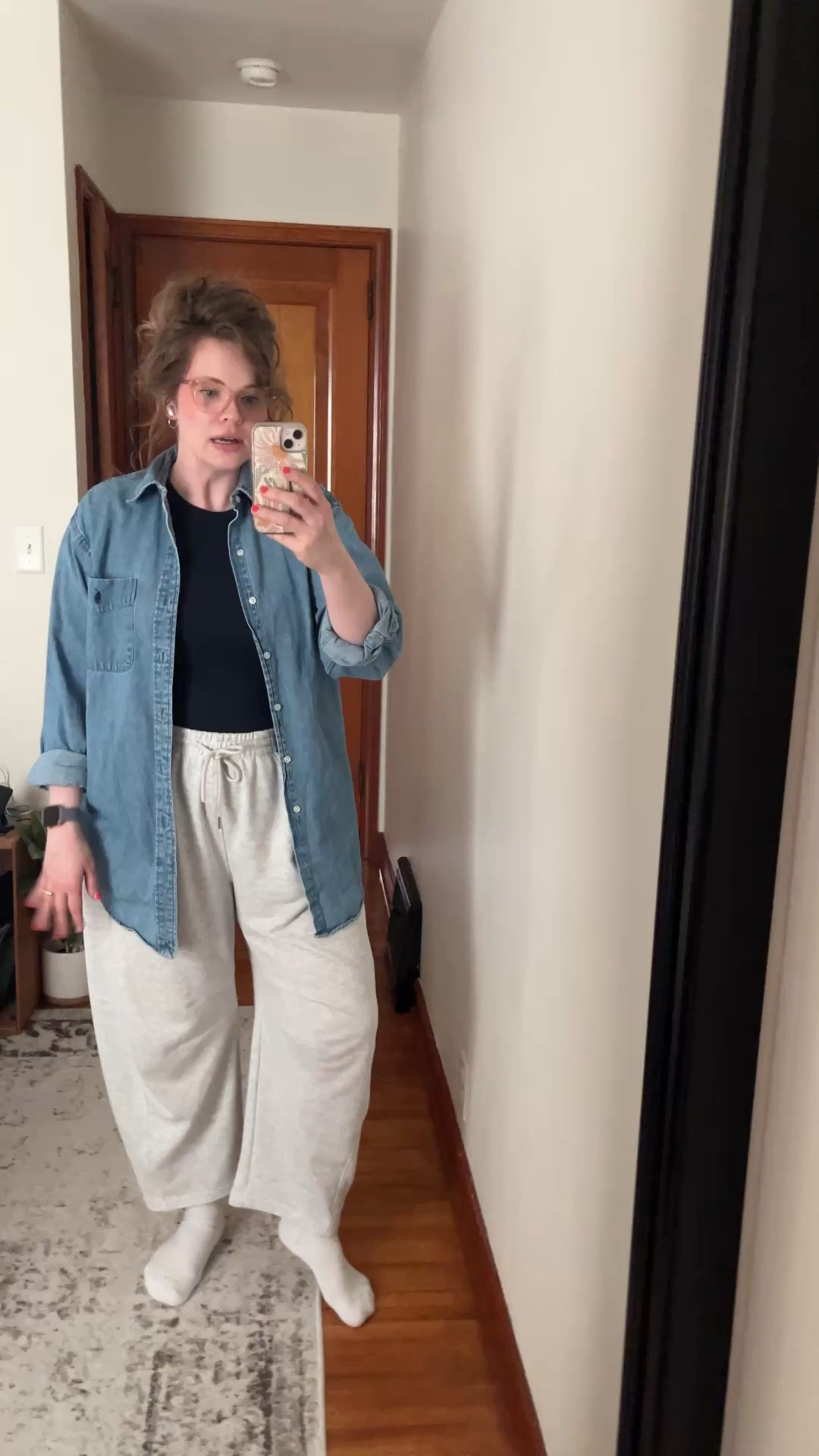 Outfit from Tuesday 🥰

Size large in button up and pants, size medium in tank! 