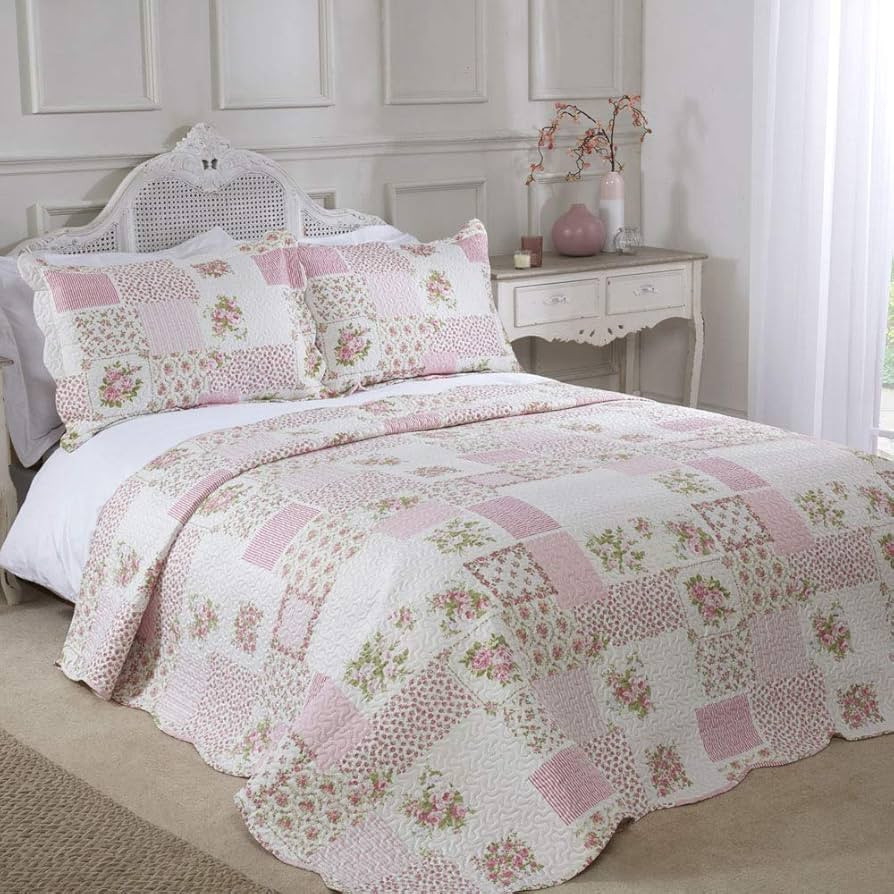 Emma Barclay Cotswold - Quilted Patchwork Bedspread Set in Pink - Double | Amazon (UK)