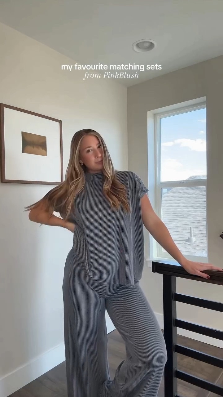 The cutest, comfiest matching sets from @pinkblushmaternity ✨♥️ everything linked in ltk 

#prettyinpinkblush #matchingsets #tryonhaul #comfortfashion #postpartumfashion
