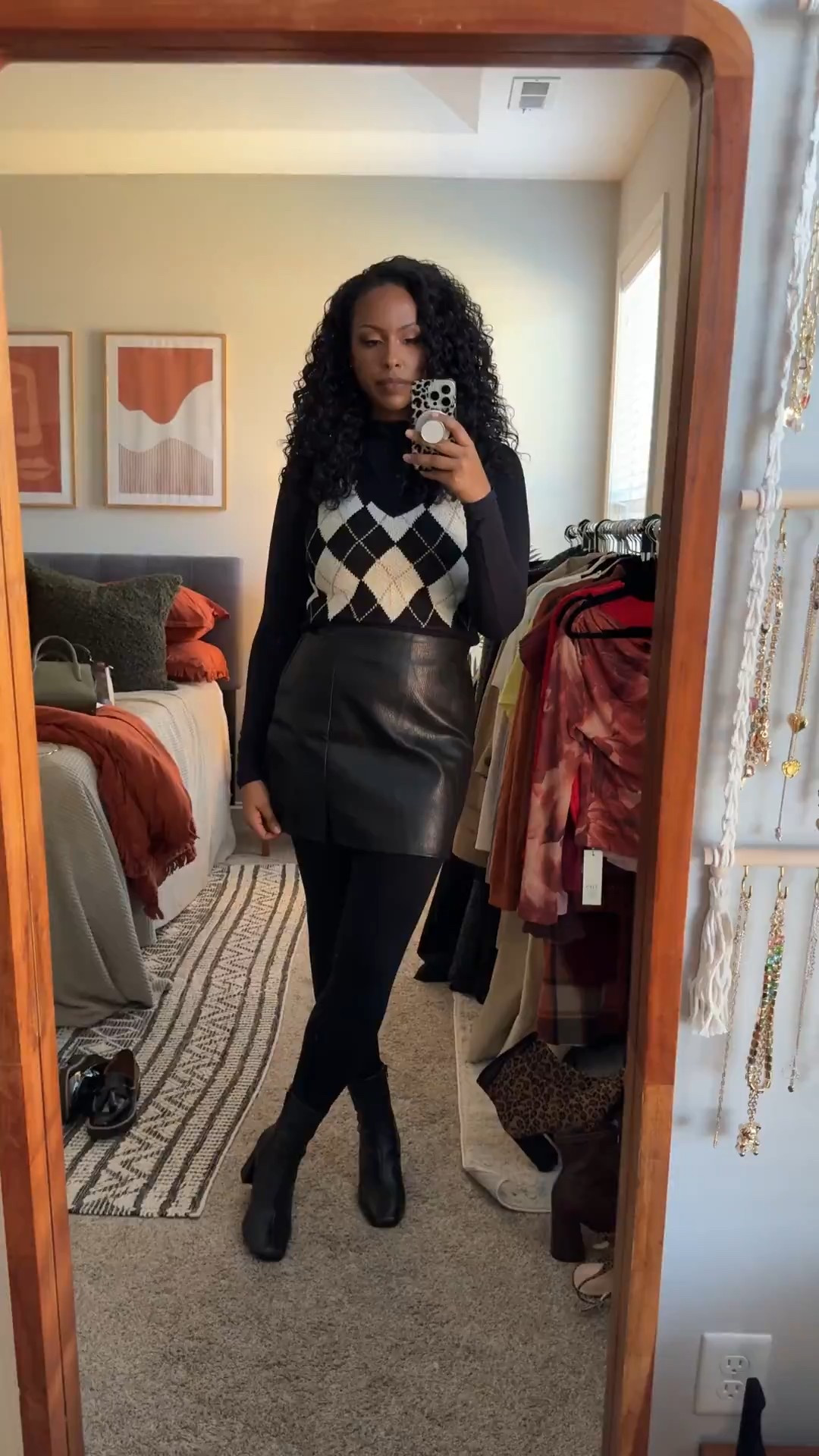 Preppy All Black Fall Outfit Inspoo

#LTKMidsize #LTKTall #LTKStyleTip