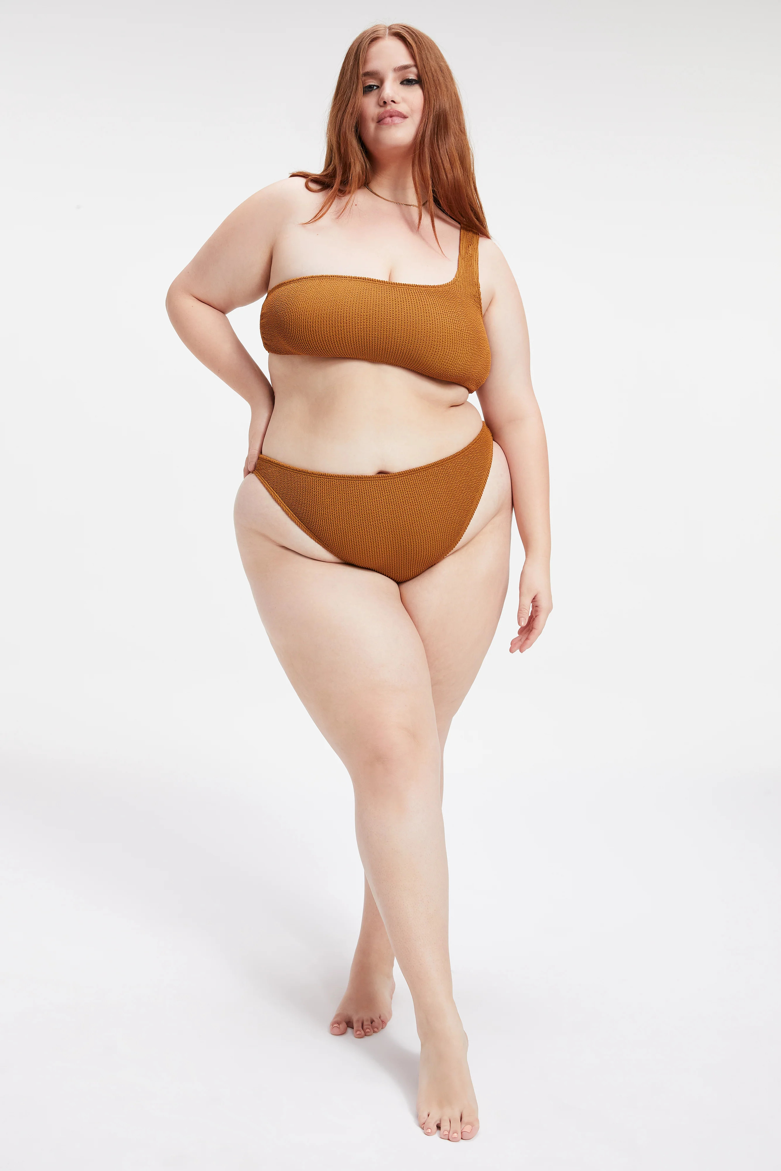 ALWAYS FITS BETTER CHEEKY | BRONZE BROWN001 | Good American