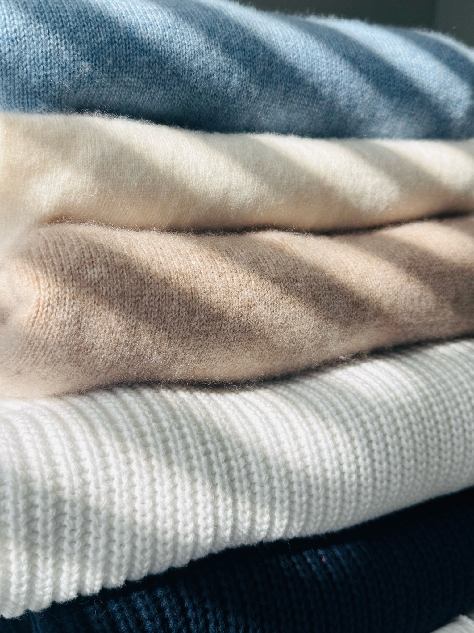 With freezing weather (and possible snow) I’m pulling out some of my favorite sweaters from Quince! #quince #sweaters #cashmere #cotton #capsulewardrobe #quincepartner @onequince 

#LTKStyleTip #LTKFindsUnder100 #LTKSeasonal