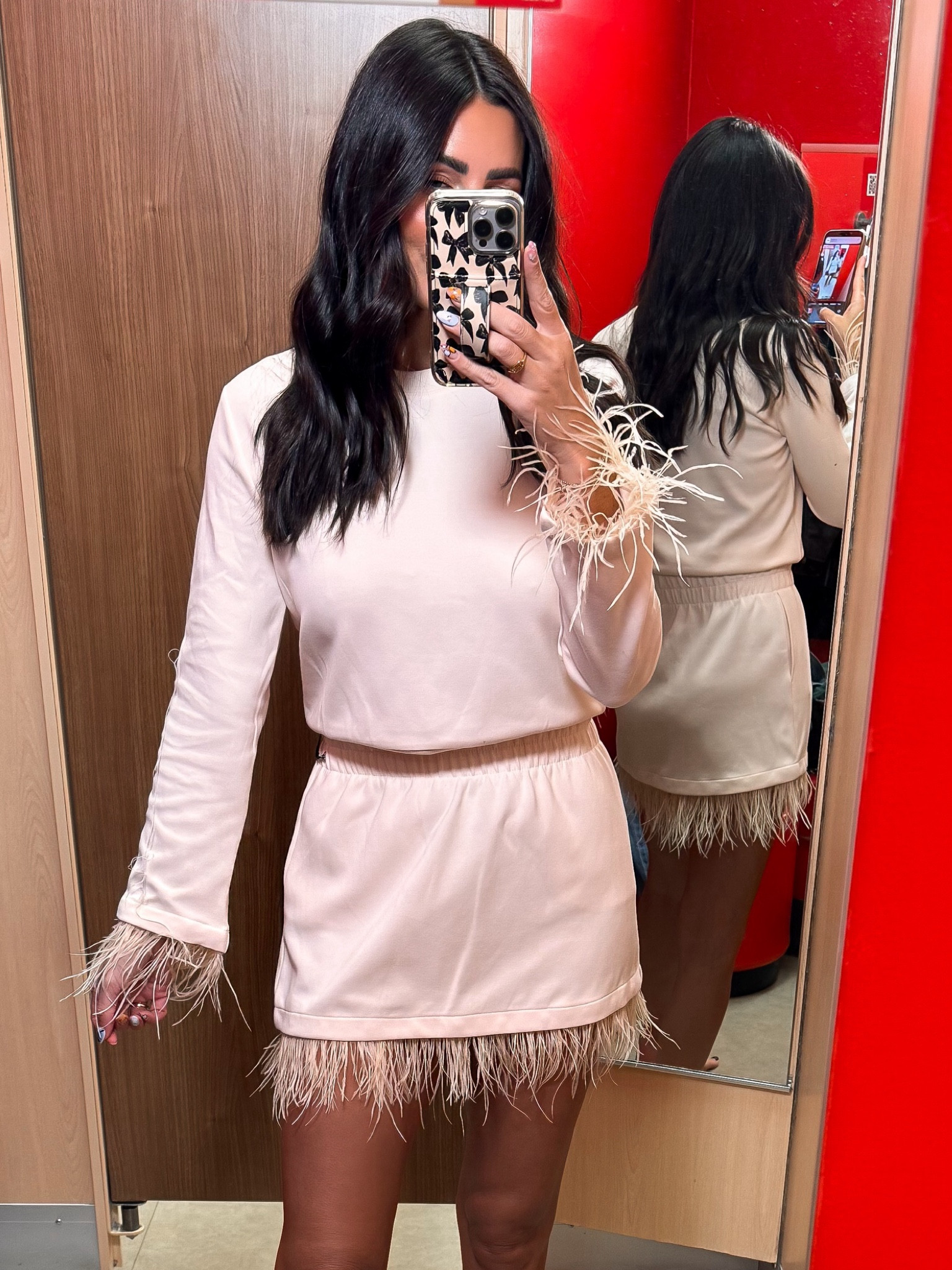 Feather sweater and feather skirt | small and small 

#LTKHoliday #LTKGiftGuide #LTKCyberWeek