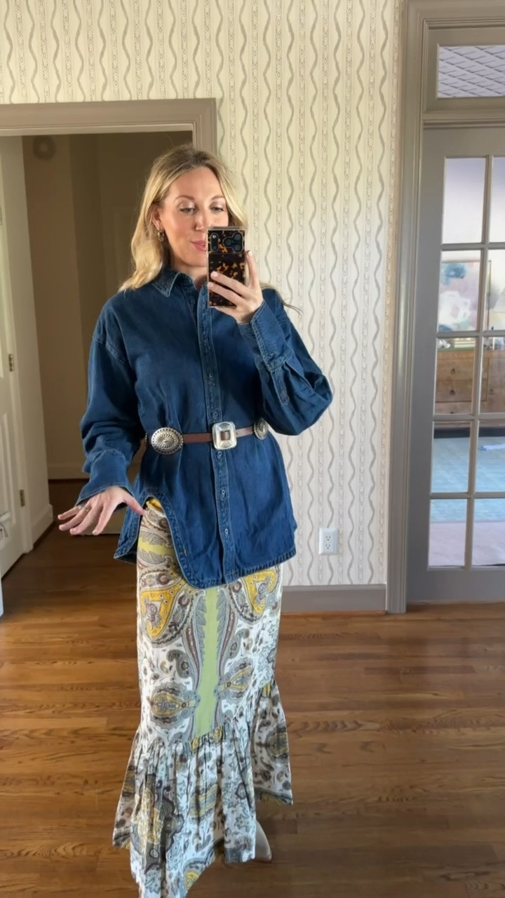 This fall OOTD might be my new fave! MIxing High and Lows with my Amazon top and belt with my Love the Label skirt!

Wearing a M in my top and a M in my skirt

#TheSouthernSource #Amazon #LovetheLabel  

 #LTKgrwm #LTKootd #LTKSeasonal