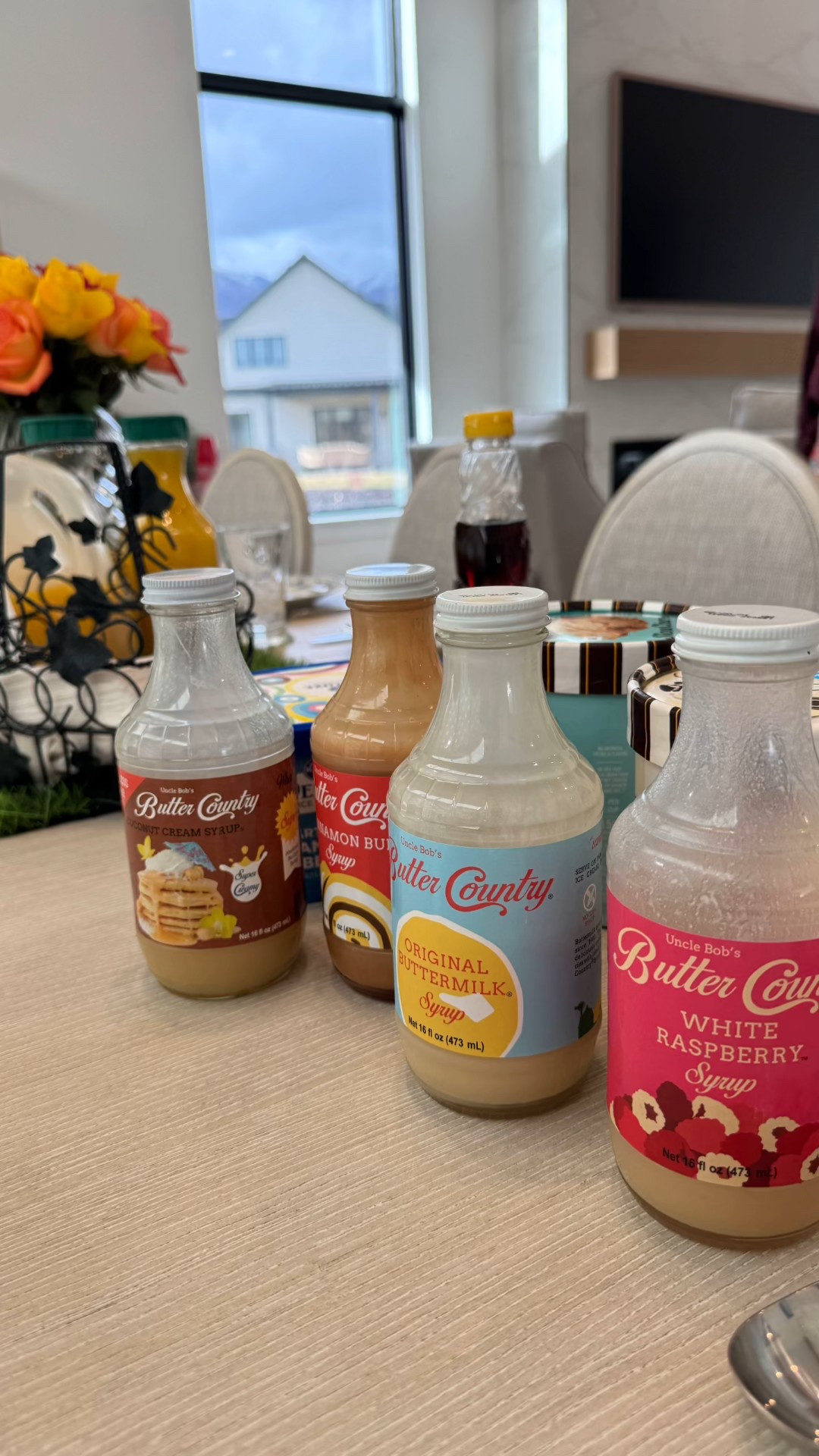 This is what Christmas morning looked like at my house. Have you tried these syrups from Uncle Bob’s? They are so so good. 

We had an easy, breezy day. I hope your day was beautiful as well! 


#LTKdayinmylife #LTKfoodie #LTKstorytime