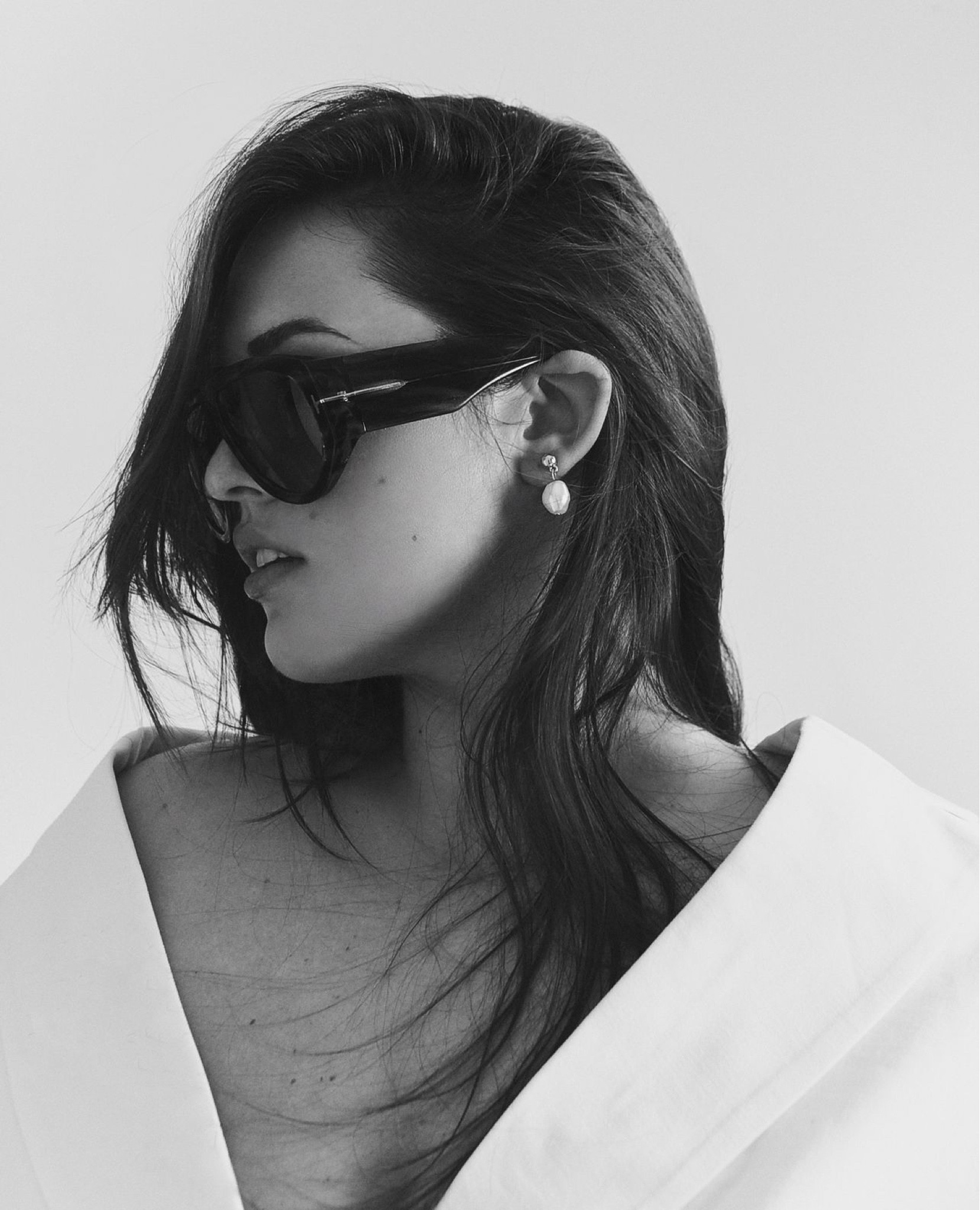 B+W📸

Sunglasses, accessories, pearl earrings, earrings, statement jewelry 

#LTKPlusSize #LTKBeauty #LTKStyleTip
