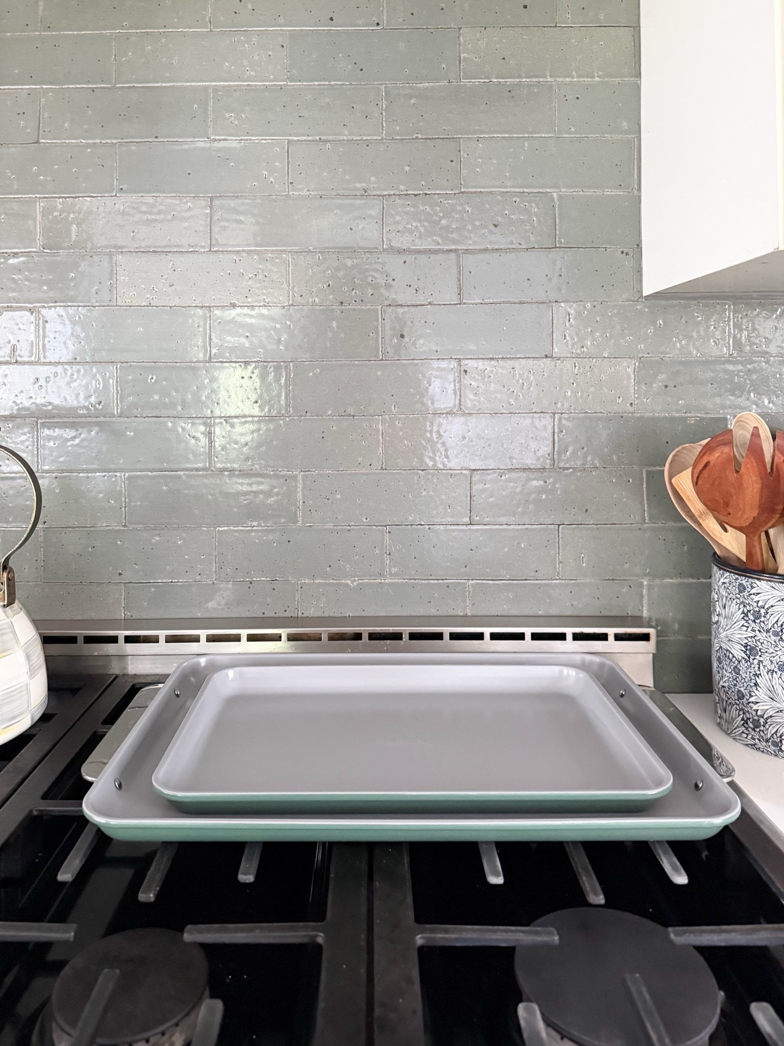 Fall baking season is just around the corner and this is the bakeware that I always use!

#LTKHome #LTKSeasonal #LTKdayinmylife