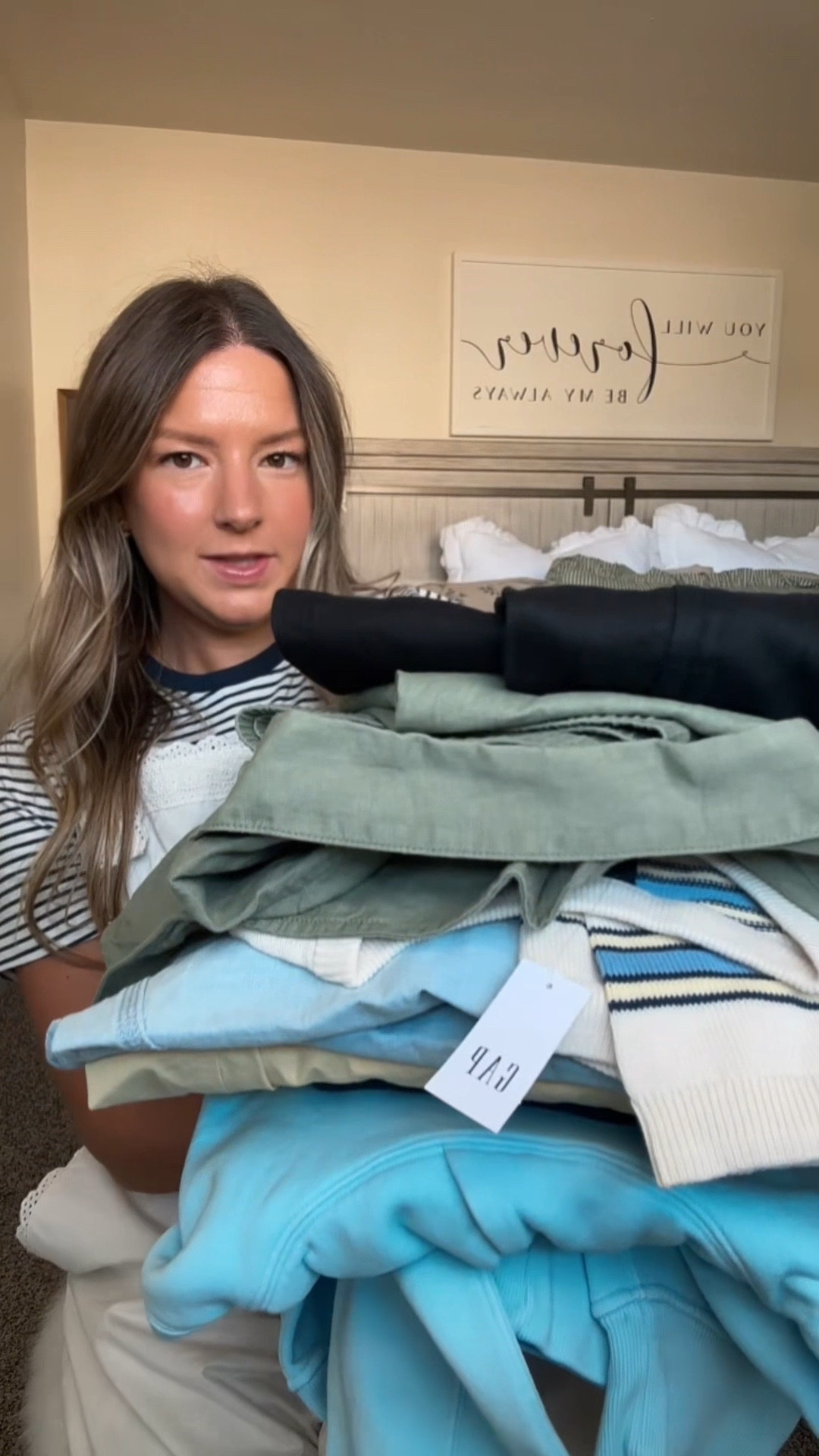 A fun little haul from Athleta with a new color in the linen retreat set, plus some good finds from Gap and a few things from @abercrombie that are all on MASSIVE sale right now! 

#LTKootd #LTKMidsize #LTKSaleAlert