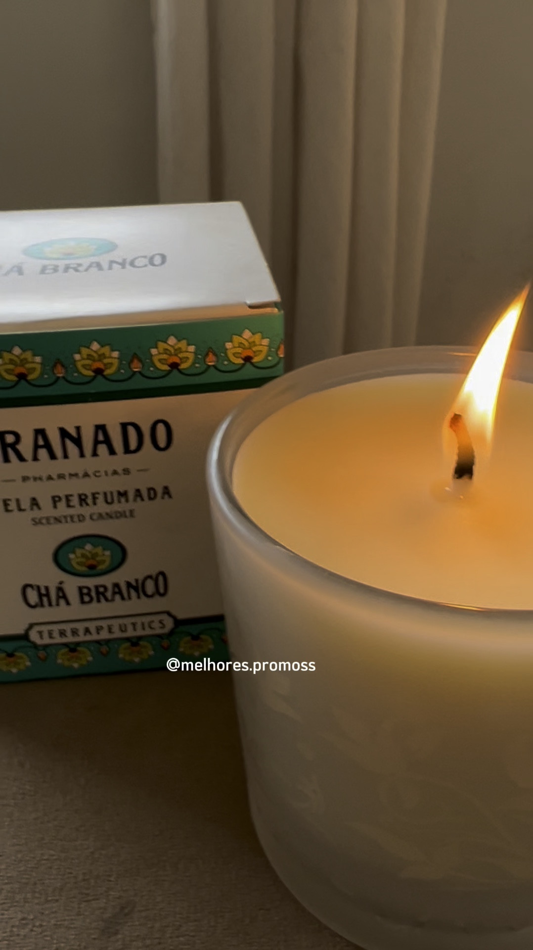 A vela Granado Therapeutics Chá Branco tem um aroma suave e relaxante, ideal para criar um ambiente tranquilo. Feita com cera vegetal, oferece uma queima prolongada e uniforme, além de ter um design elegante para decorar o ambiente.

#LTKfamilia #LTKbrasil #LTKpromo