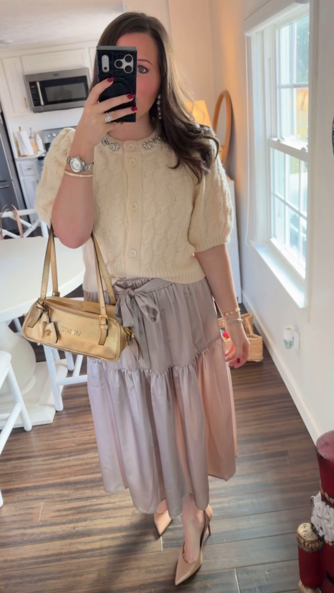 Love neutrals & sparkles at the holidays!✨ Shop my diamond sweater cardigan and my satin beige skirt on SALE at Belk! Also linked my favorite sport Kate Louboutin heels 



#LTKSaleAlert #LTKHoliday #LTKFindsUnder50