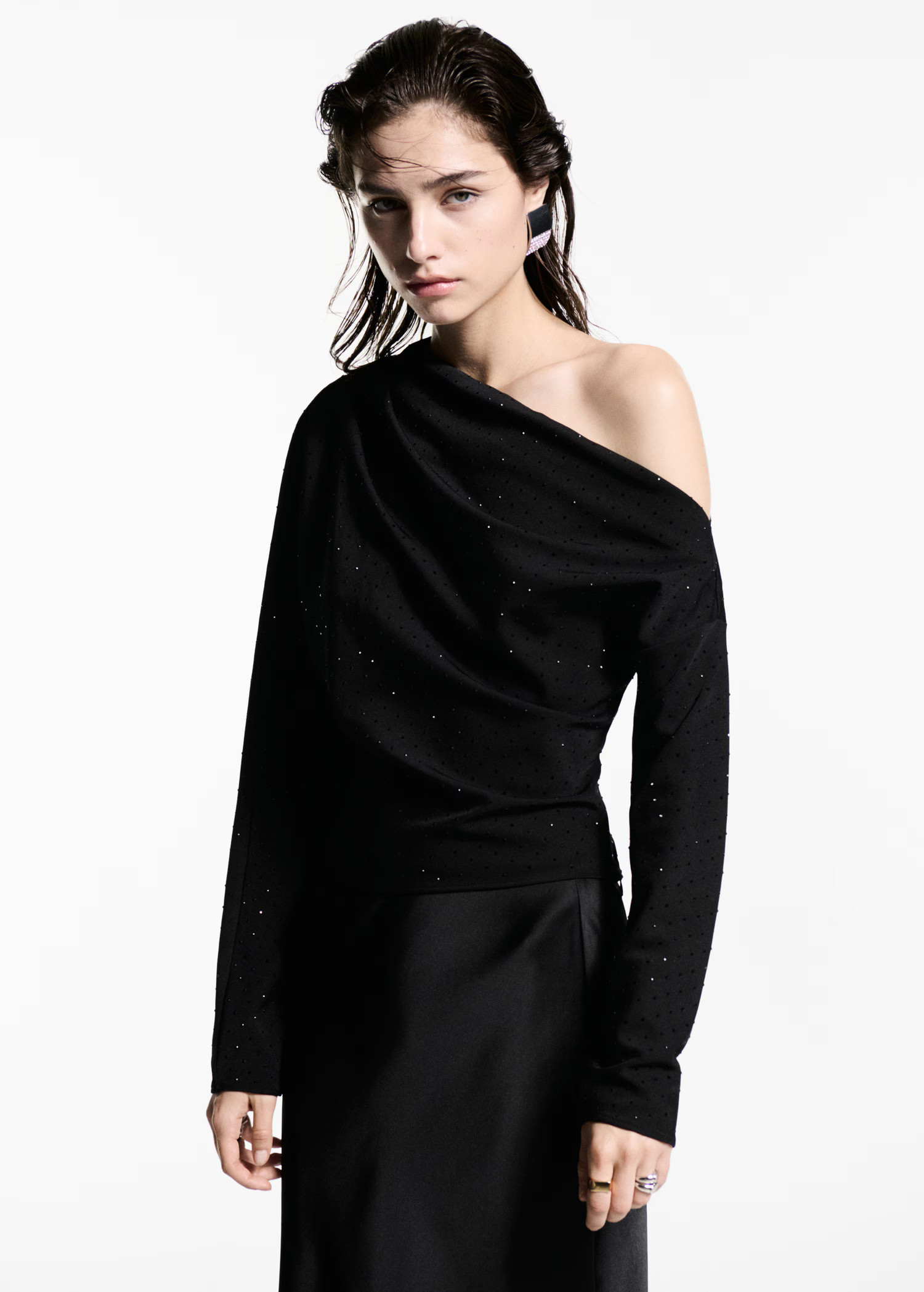 Asymmetrical sequined blouse - Women | MANGO USA | Mango (US/MX/AU)