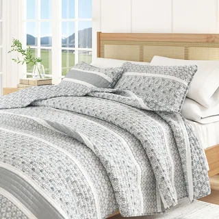 Linery & Co. Stripe & Paisley Microfiber Quilt Set With Shams - Bed Bath & Beyond - 20969354 | Bed Bath & Beyond