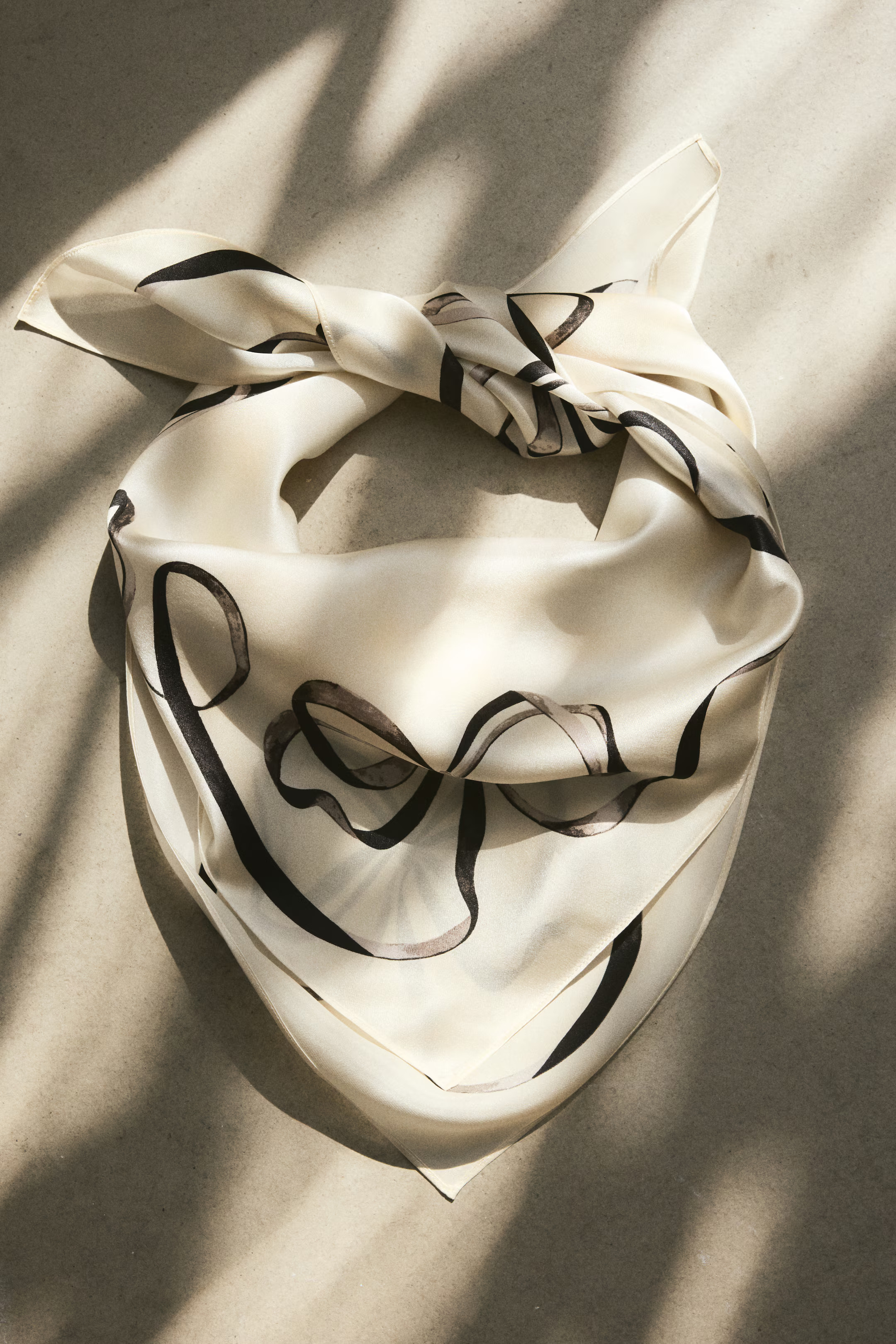 Foulard en soie imprimée | H&M (FR, IT, ES, PT, BE)