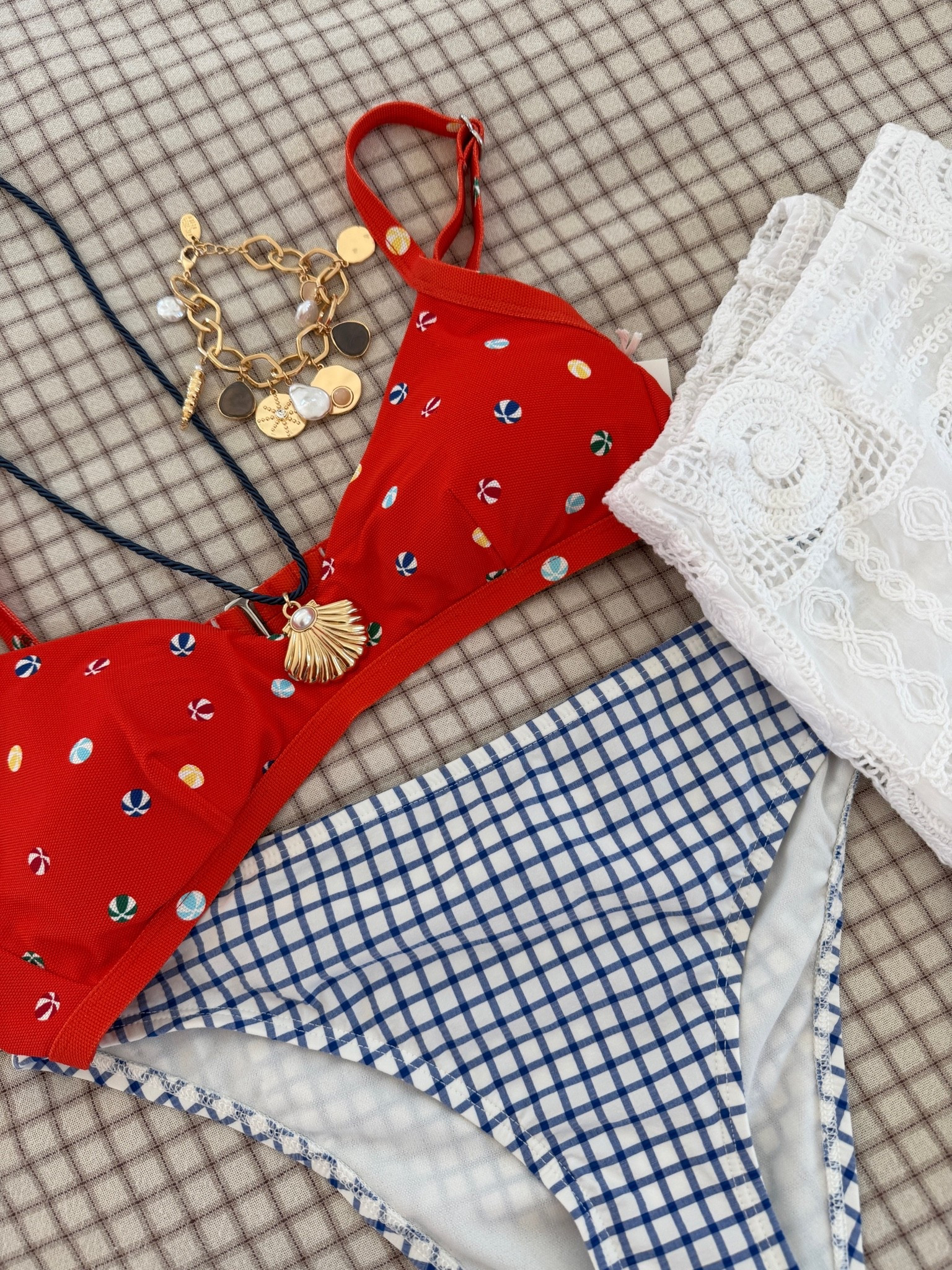 I can’t believe it’s Walmart 🐚👙🛟

#LTKSeasonal #LTKSwim #LTKootd