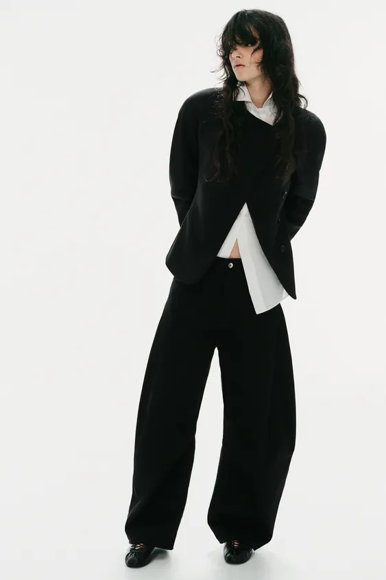VOLUMINOUS DOUBLE-BREASTED BLAZER | Zara US