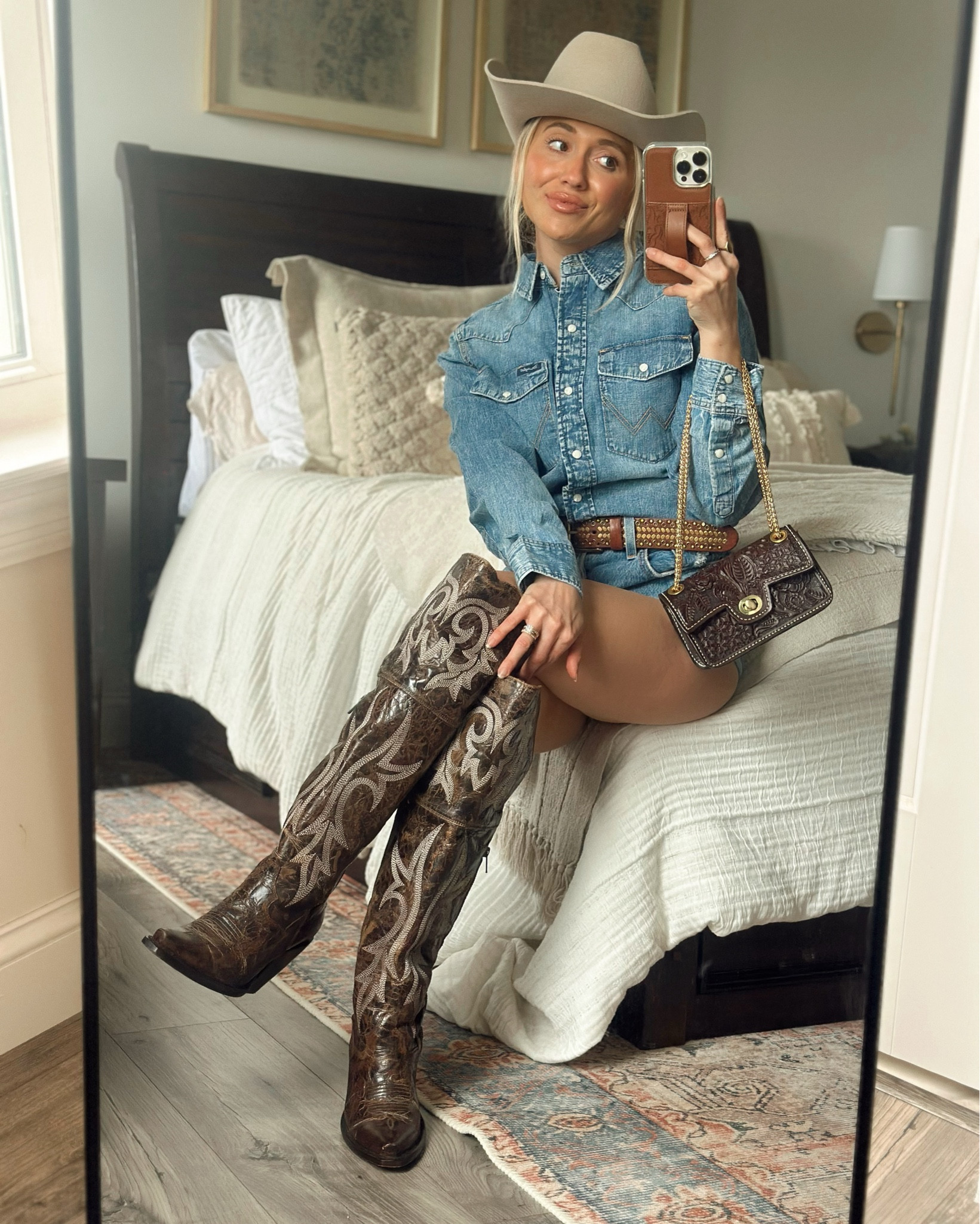 date night ootd 

heading up to a little farm | pavilion up near our house to grab a few bites to eat and enjoy this weather ✨🌿🌾🤠🧺 they have live country music it’s so cute! 

#LTKU