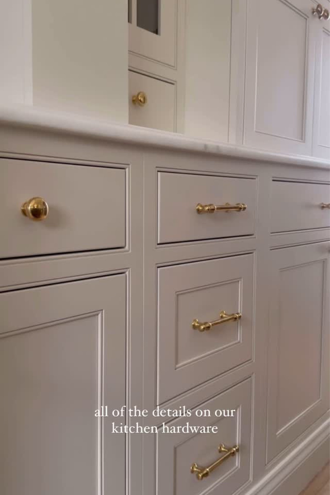 Our @rejuvenation hardware checked all the boxes! When sourcing, I fell in love with so many of their styles but the subtle details of each of these brought it home. Here’s what we’ve got:

Unlacquered brass in the Massey, Howell and Hans lines. You can shop each knob and pull easily - Comment PULL below to receive a DM with the link to shop this post on my LTK ⬇ https://liketk.it/56b3S

Cabinet plans: @intuitive.design_ / @cabinetjoint 
•
•
•
#classichomedecor #homerenovation #homedesign #homebeforeandafter #kitchenrenovation #kitchendesign #homerenovations #traditionalhome #cottagekitchen #cottagekitchen #nancymeyers #coastalkitchen #kitchenhardware #kitchendecor #rejuvenationhardware #kitchenpulls #unlacqueredbrass
