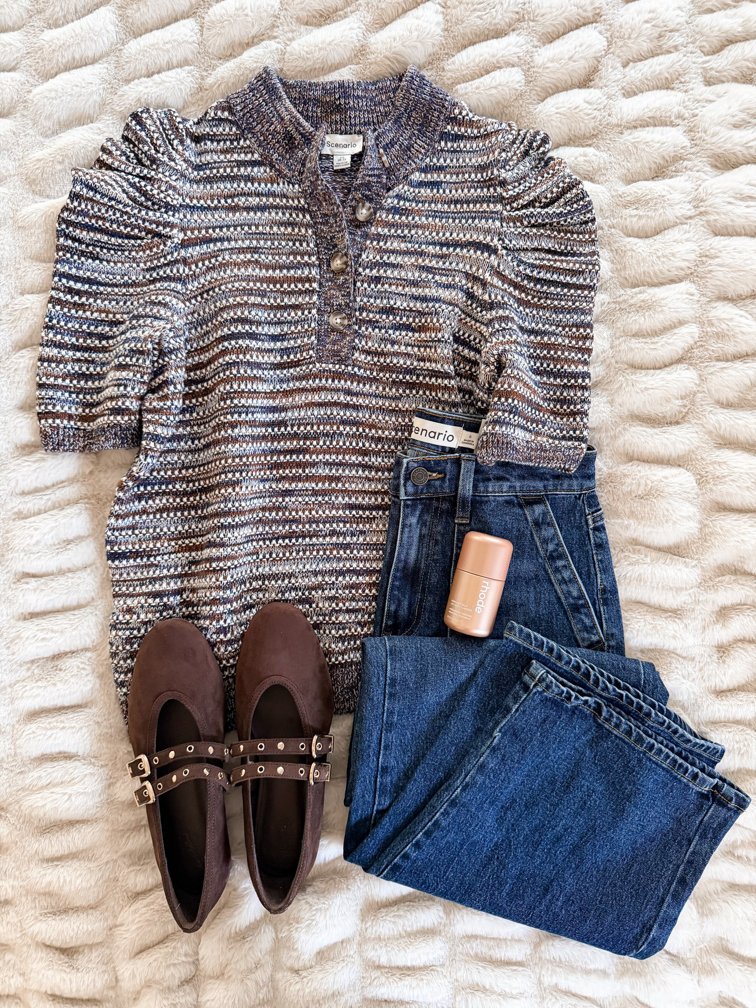 This $19 marled sweater with the puff sleeves is such a pretty fall find 🤎 Paired it with classic jeans and the cutest studded Mary Janes for an easy outfit that still feels special!

Comment LINK and I’ll send the details 🫶🏻