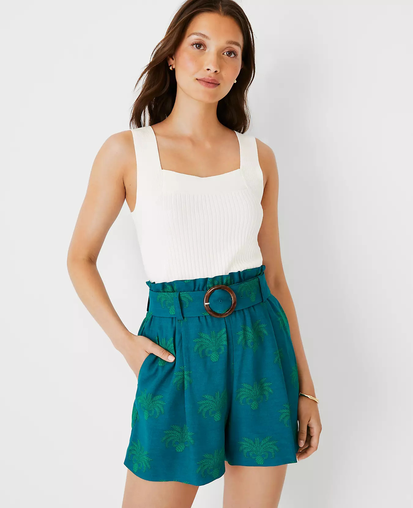 Petite Ribbed Square Neck Tank Top | Ann Taylor (US)