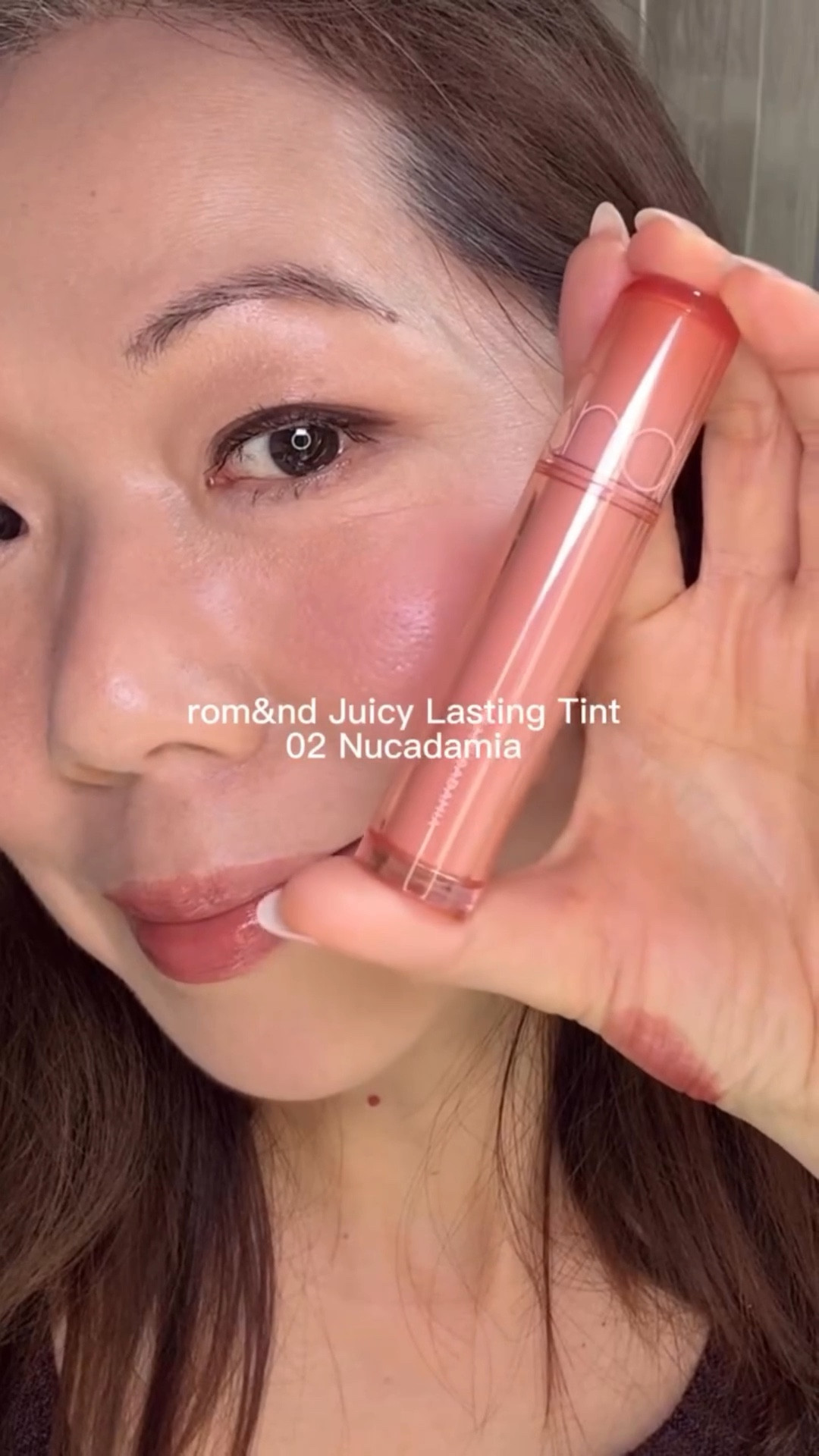 Meet rom&nd GLASTING MELTING BALM — the soft-melting tinted balm that gives plump, hydrated lips with a sleek glass-like shine.

Pro tip: Less is more. One tiny twist for glossy perfection.

Tap inner lips for a soft gradient 💋

rom&nd Juicy Lasting Tint - achieve vibrant and natural lip colors with a juicy finish. Sweet and delicious💋💄 

Use my code to save more! 
@yesstyleinfluencers @yesstyle 
Code: BEAUTYKAT321 

@oliveyoung_global
Code: BEAUTYKAT321

@stylevana_sv @stylevana_family 
Code: INF10KATUSA 

#romand #GlastingMeltingBalm #TintedLipBalm #GlassLips #KBeautyLip