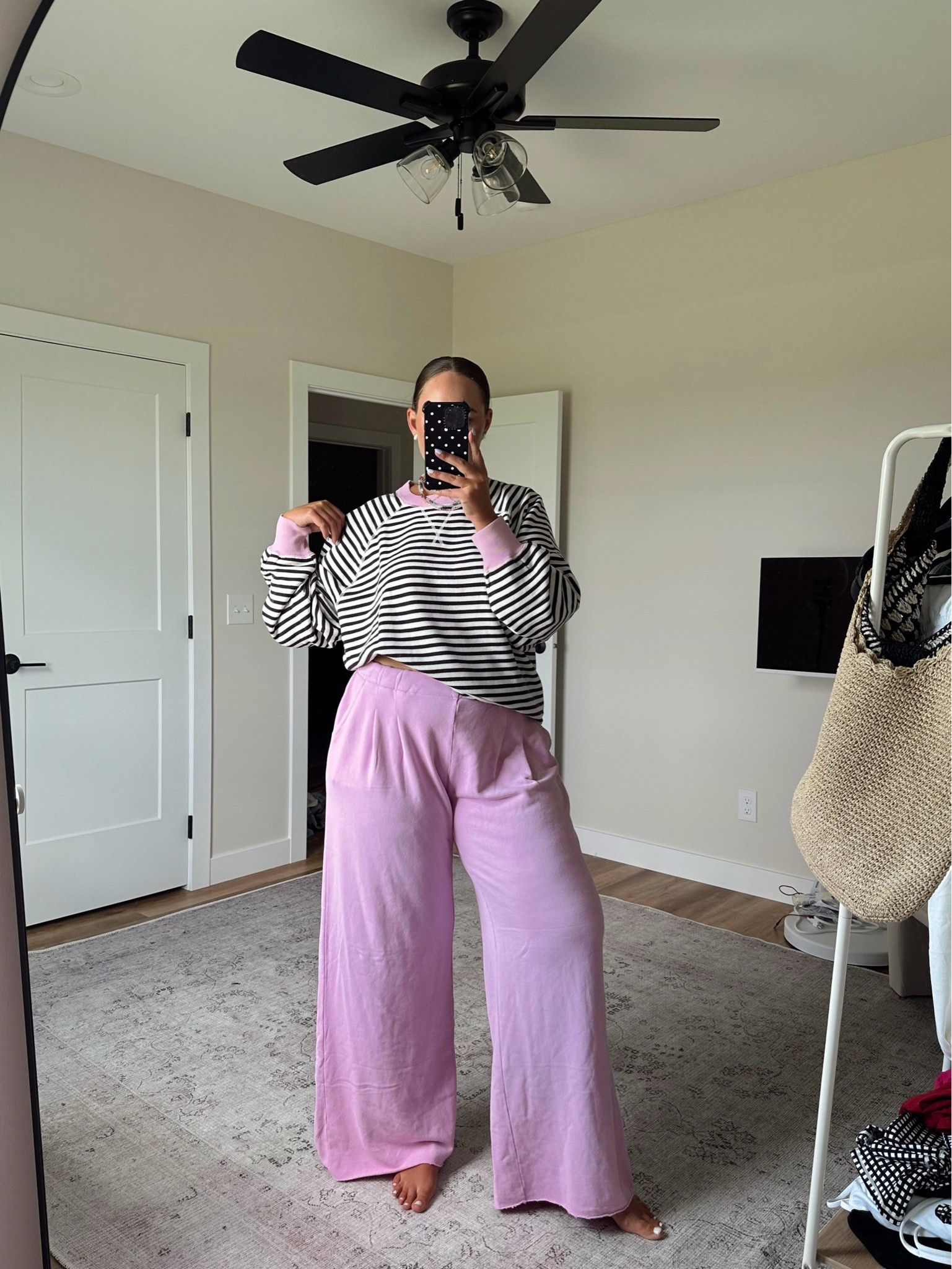 Aerie outfit ✨ large top and large long bottoms! 

Use code STOCKNROLL to save $$

Aerie real, 


Tall girl fashion, size 14 summer to fall outfit, midsize fashion, midsize mom style, casual early fall outfit, fall transitional outfit inspiration, tall women clothing, everyday outfit ideas, mom outfit ideas for fall, early fall outfits 2026 women, midsize summer outfits, casual mom outfits, casual outfit ideas, cozy fall outfits,

#LTKSaleAlert #LTKTall #LTKMidsize