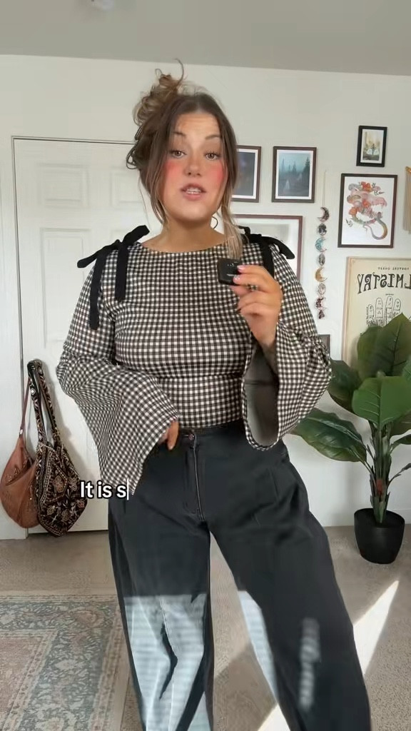 Holiday outfit! 

#LTKHoliday #LTKCyberWeek #LTKGiftGuide