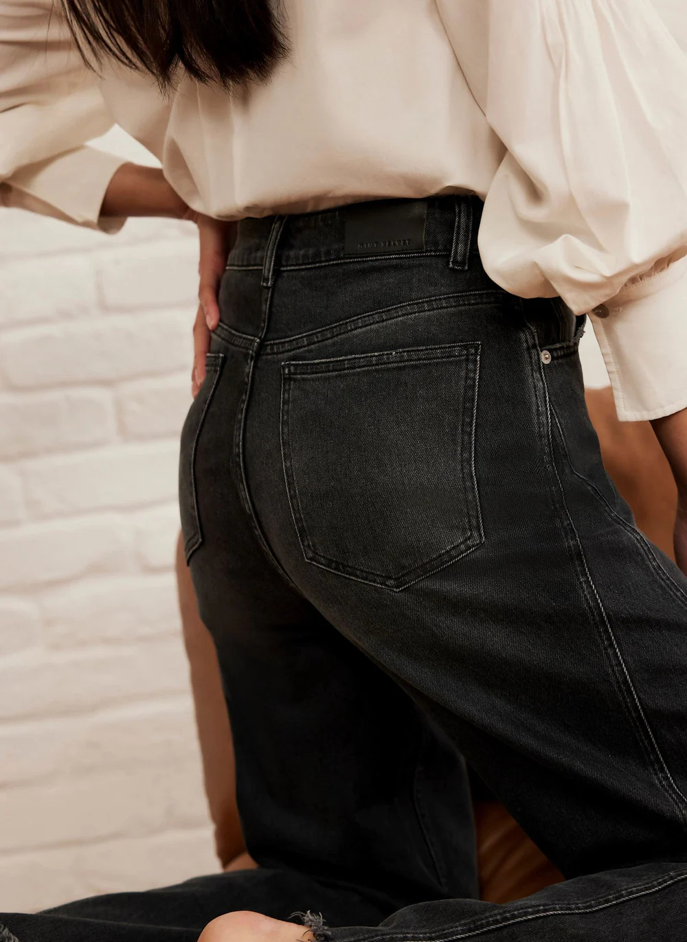 Washed Black Barrel Leg Jeans | Mint Velvet