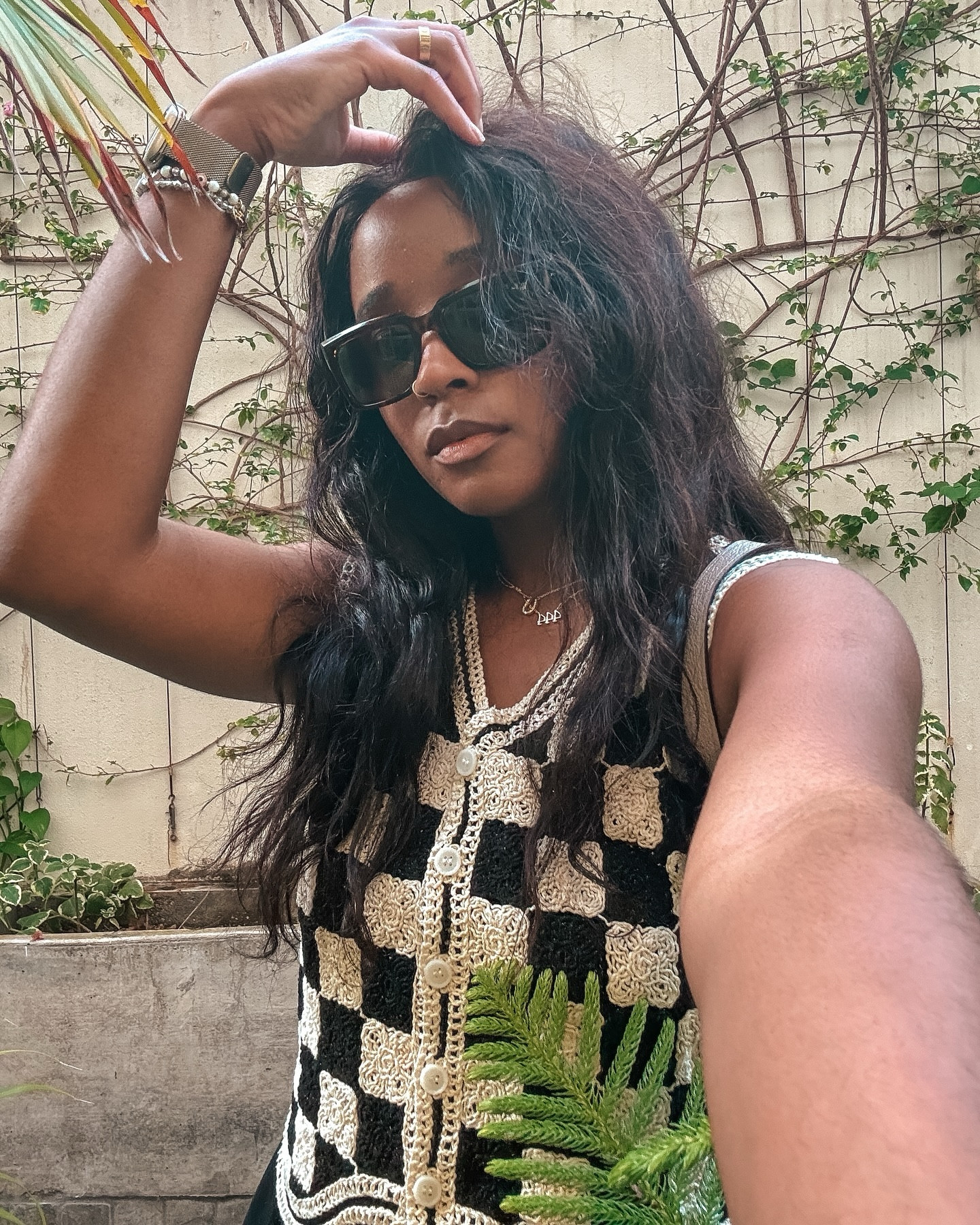 frolicking around miami made me think about how so many of yall replied to my story a few weeks ago and said you wanted to survive an apocalypse for the after plot. I still haven’t let that go. 

miami… keep being weird, girl