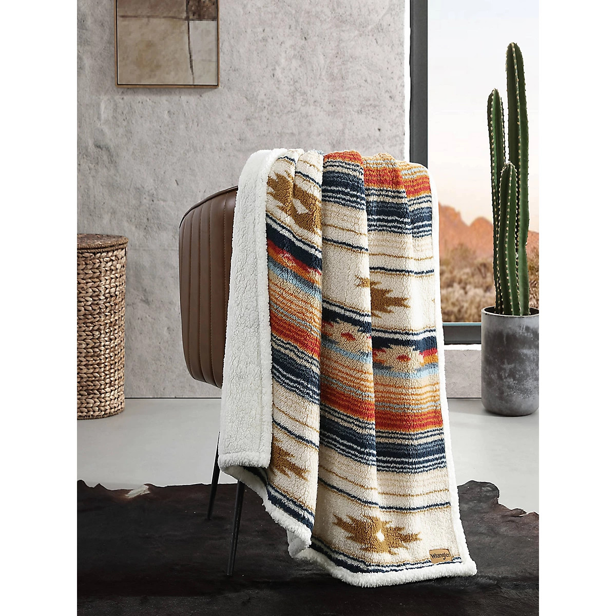Wrangler Western Plush Sherpa Printed Throw in Ivory/Navy | Wrangler