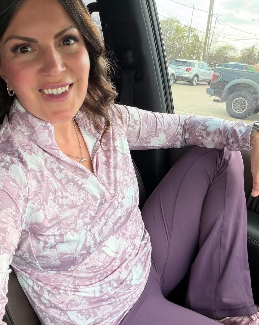 My favorite pretty athletic long sleeve. So feminine in the lilac and plum floral print. Comes in a pretty sky blue color also. I sized up one to a large.

#LTKfitnessgoals #LTKSeasonal #LTKOver40