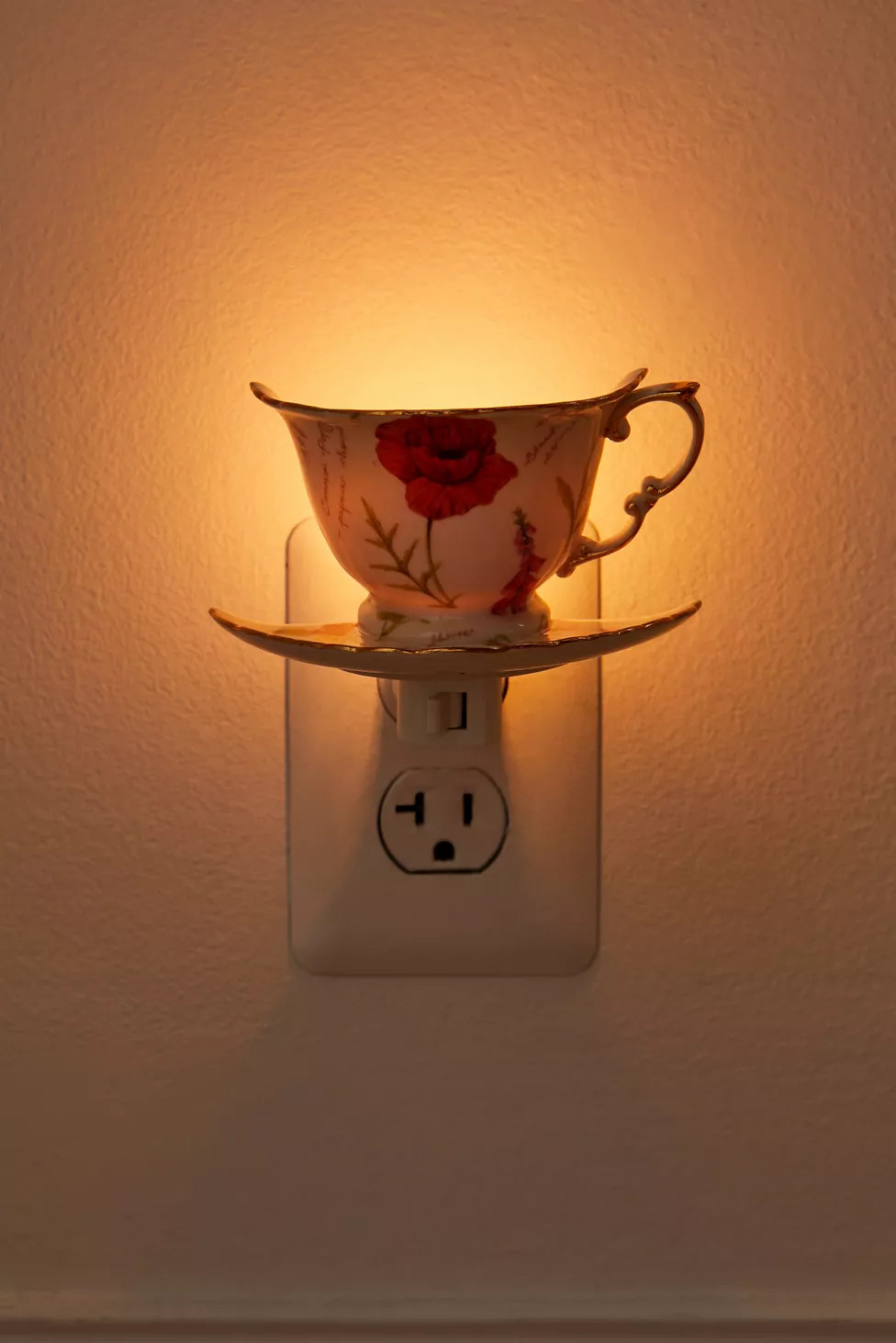 Tea Cup Nightlight | Urban Outfitters (US and RoW)
