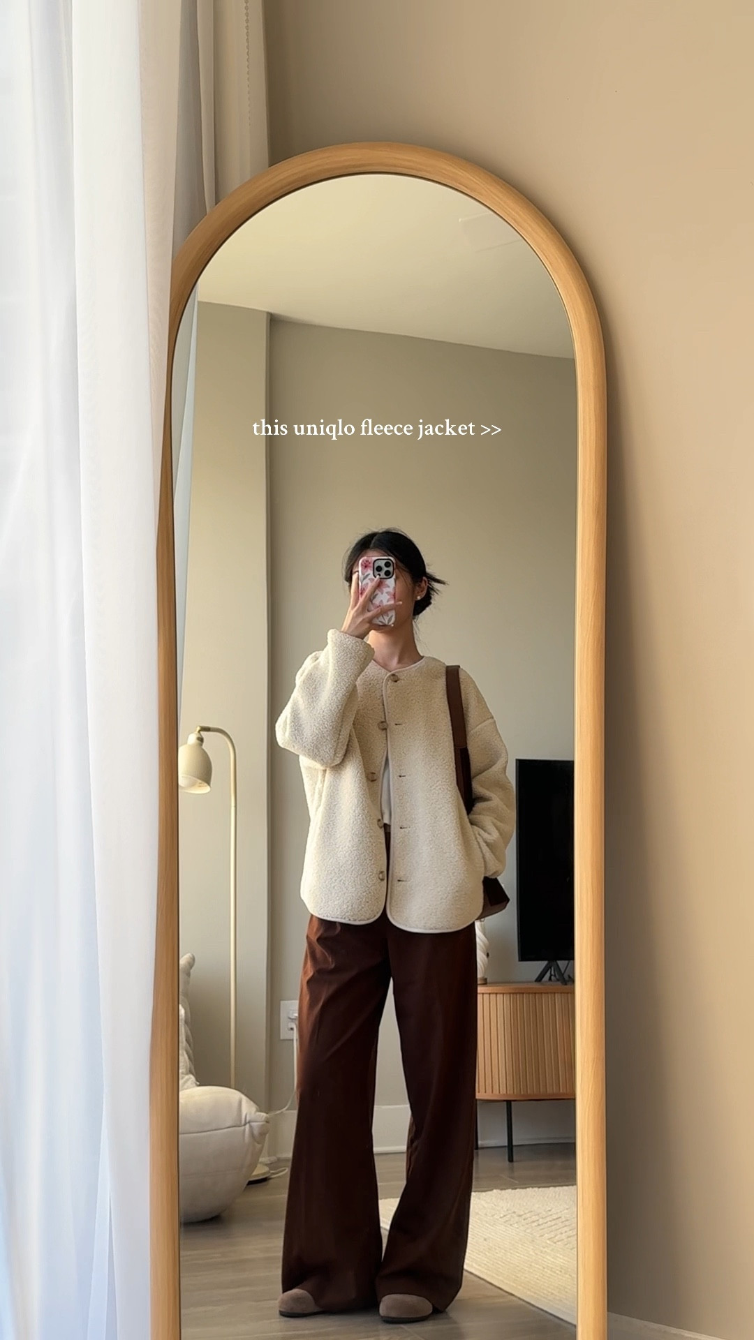 this uniqlo fleece jacket >>

#LTKootd #LTKHoliday