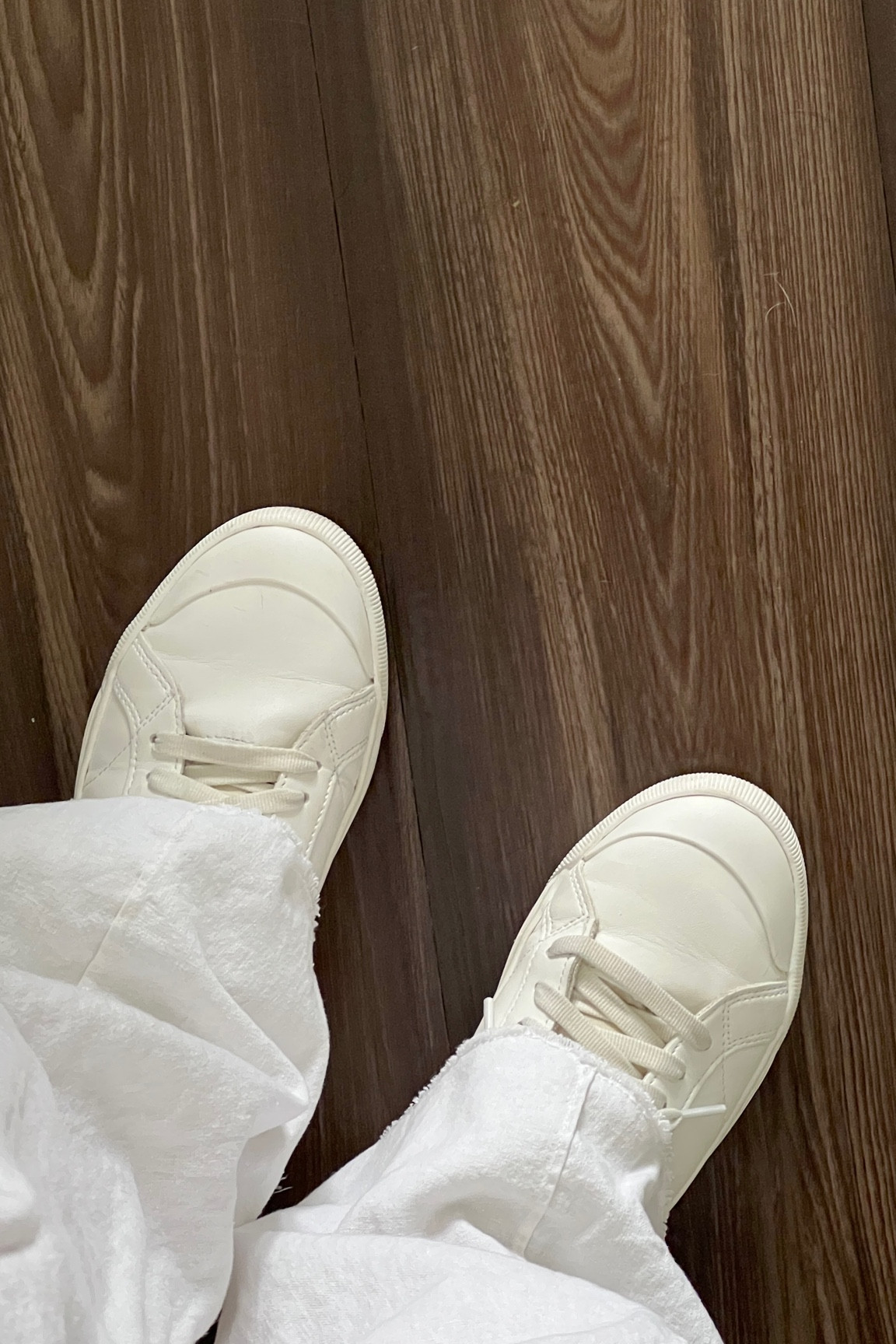 Hands down the best travel sneaker! They survived 31,000 steps at Disneyland and rainy Copenhagen weather and still look and feel amazing! 

#gifted 