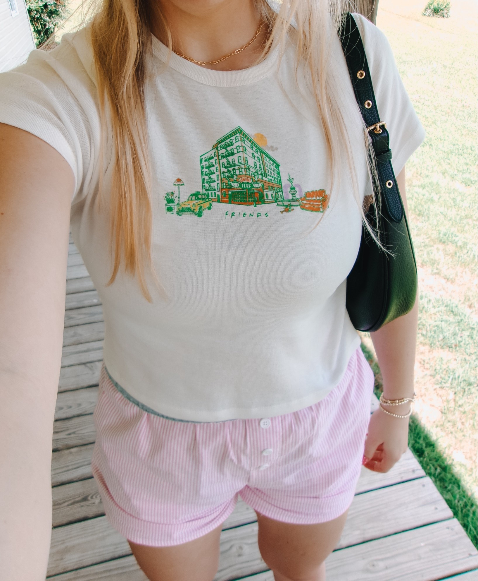 My go to casual fit- love a good boxer fit 🩷

#LTKFindsUnder100 #LTKU #LTKShoeCrush