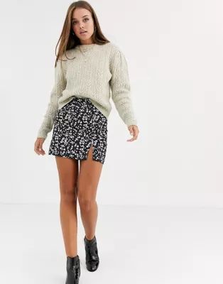 Daisy Street mini skirt with front split in floral print | ASOS US