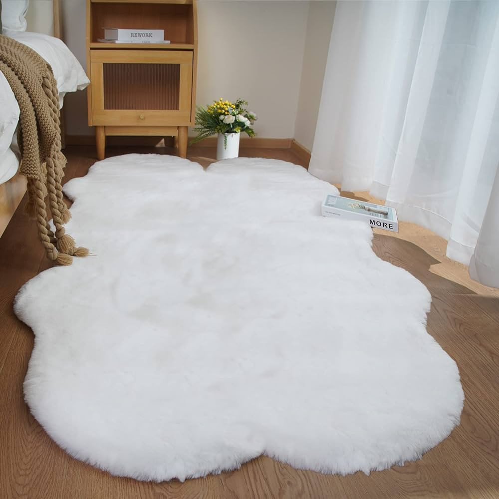 Ghouse Soft Faux Sheepskin Fur Rug 4x6 White Fluffy Rug Bedside Rug Plush Rug Shag Nursery Rug Ca... | Amazon (US)